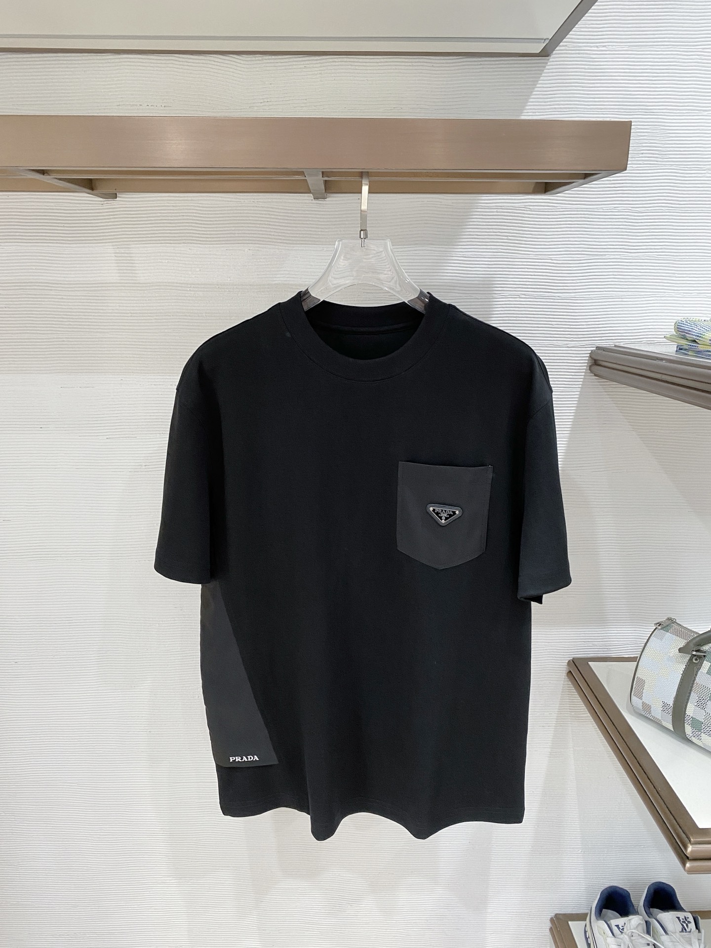short sleeves