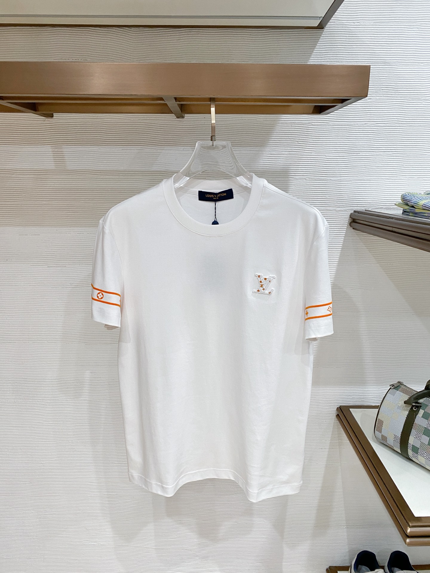 short sleeves