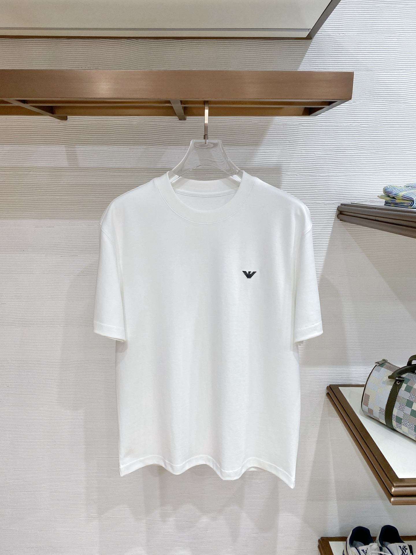 short sleeves