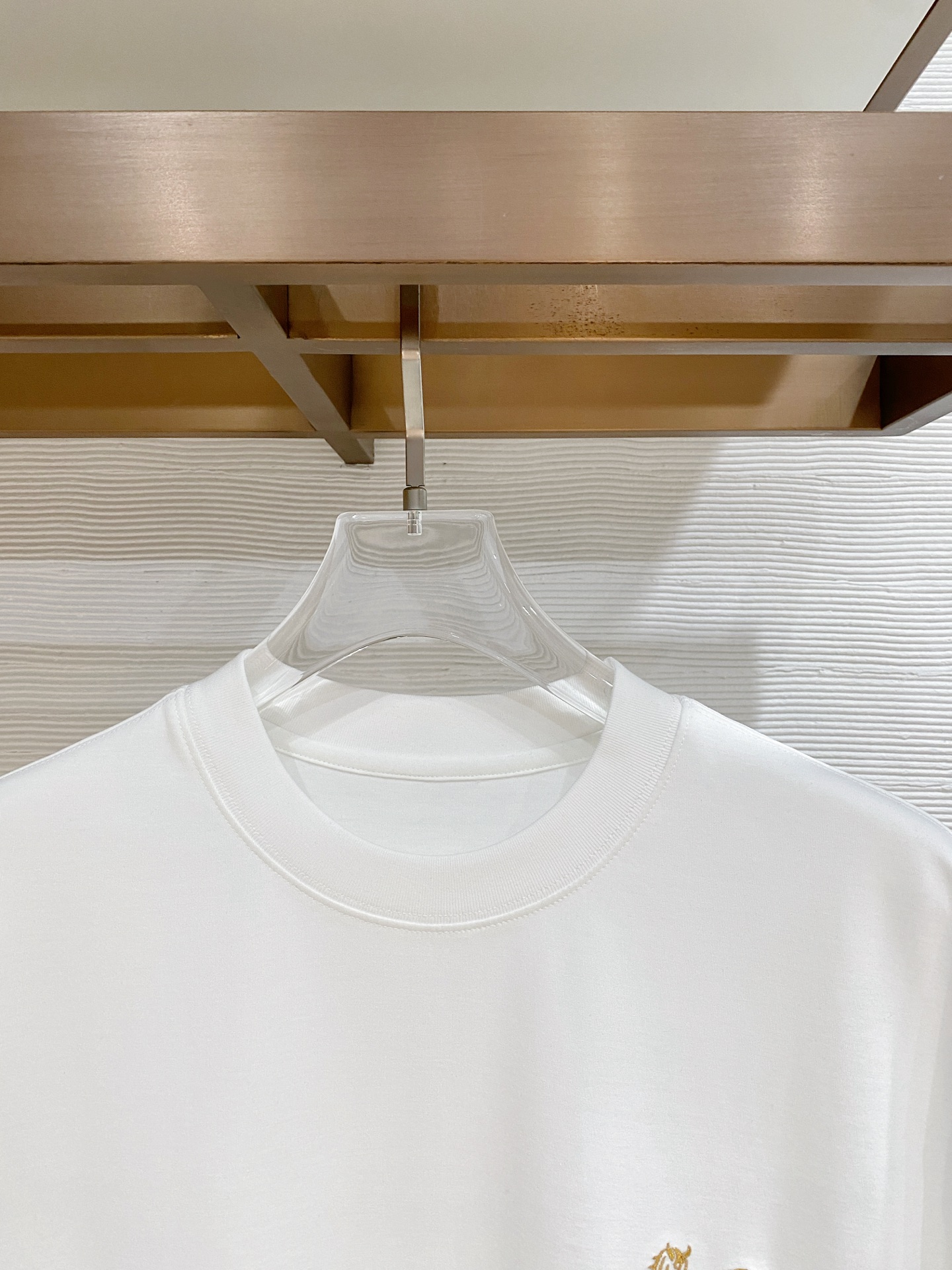 short sleeves