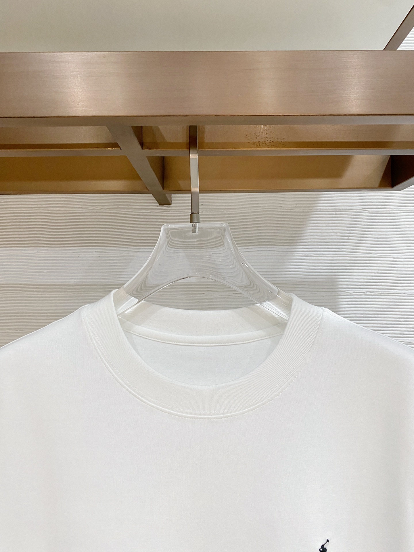 short sleeves