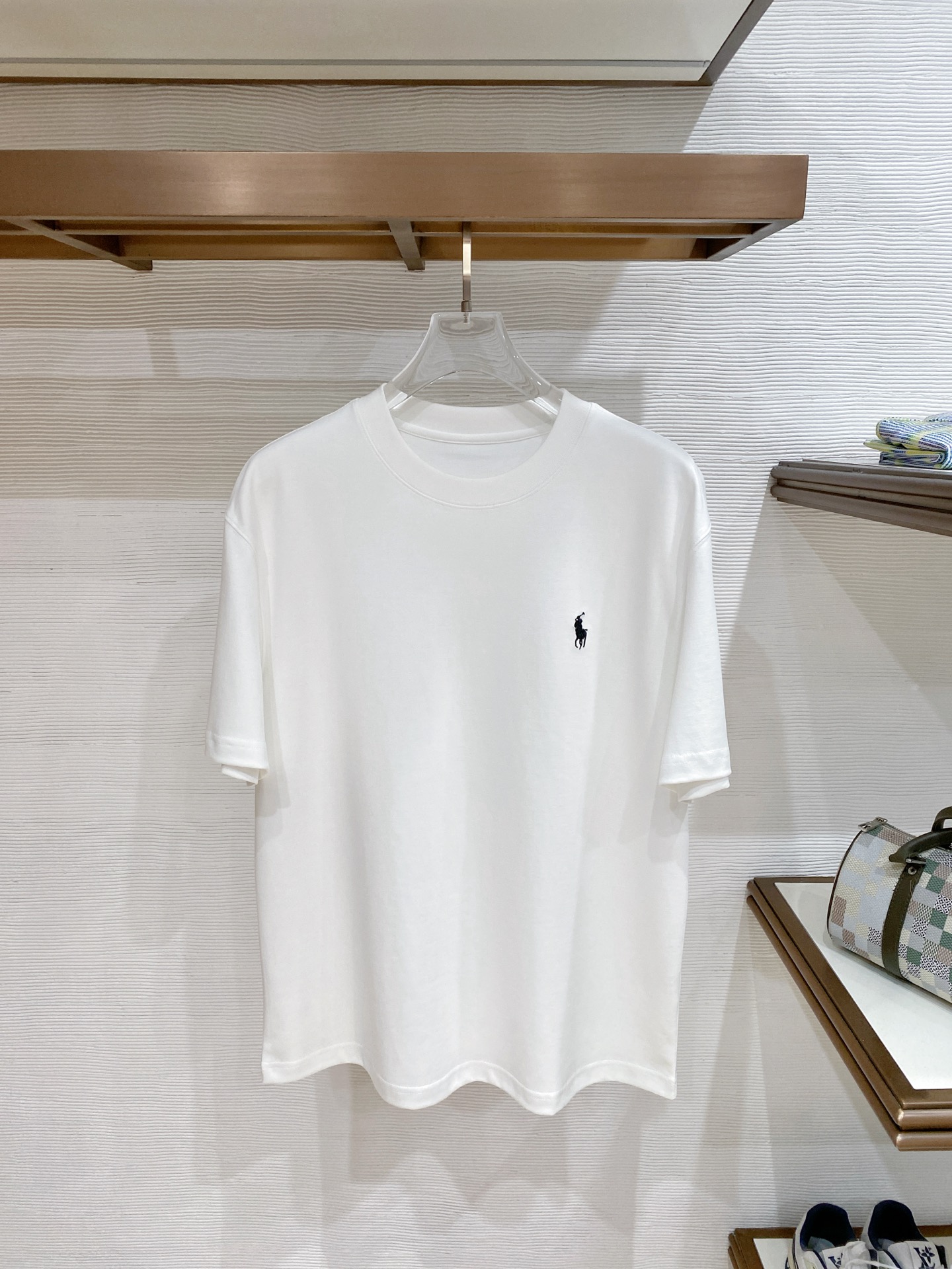 short sleeves