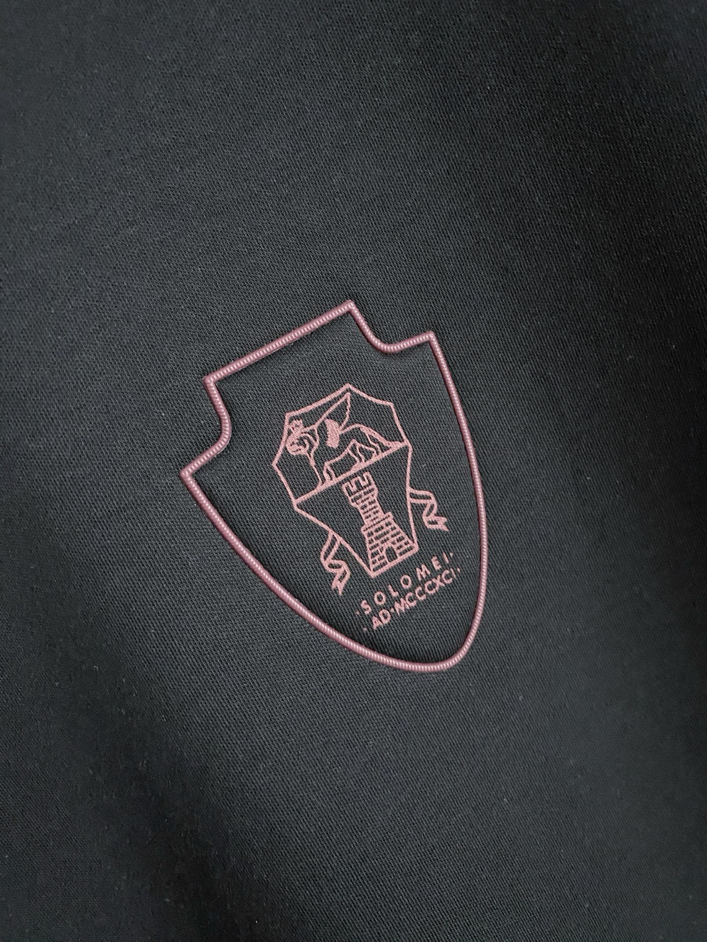 short sleeves