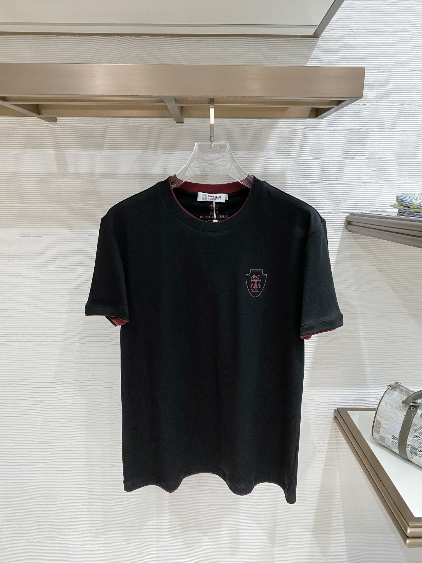 short sleeves