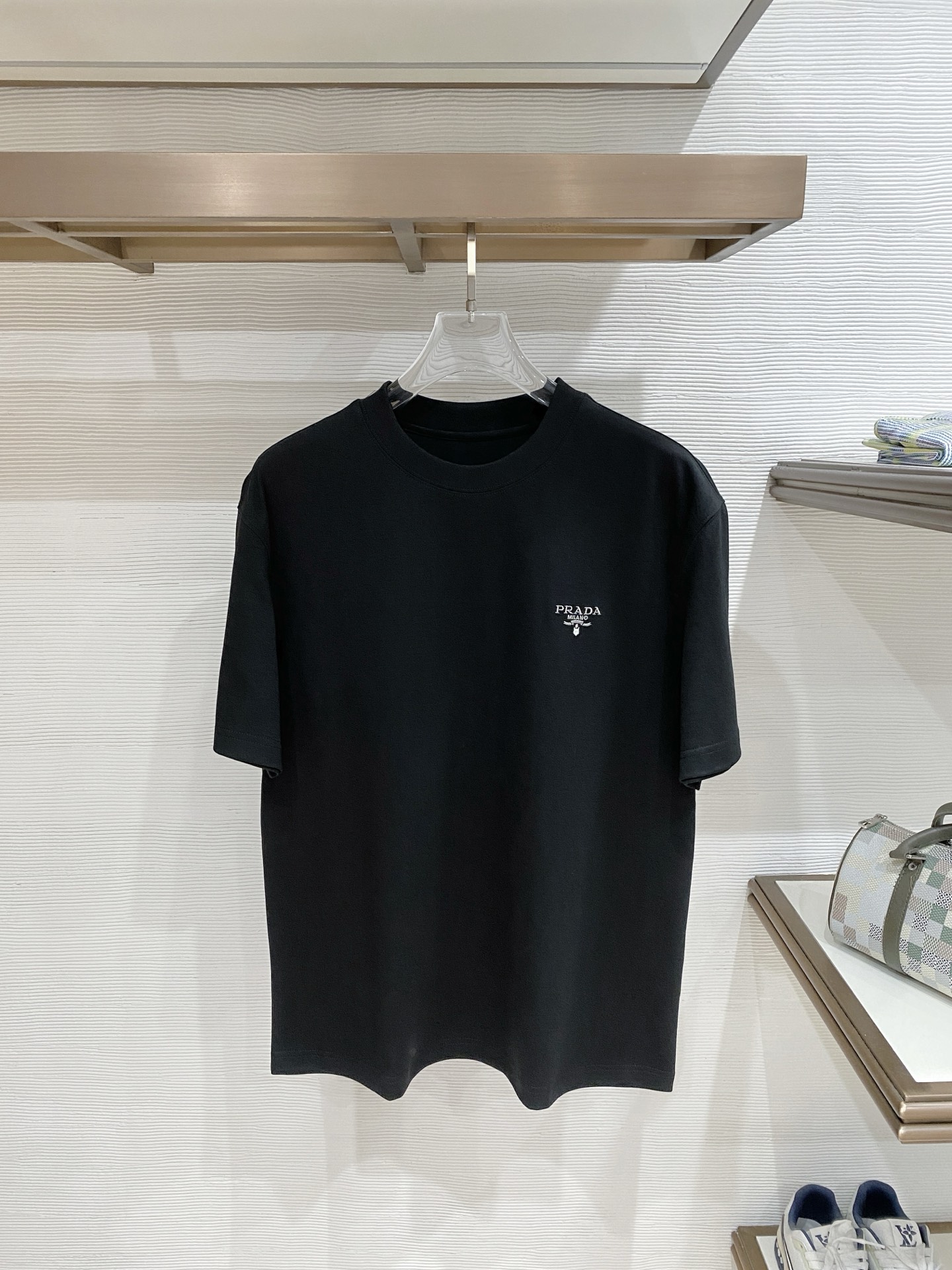 short sleeves