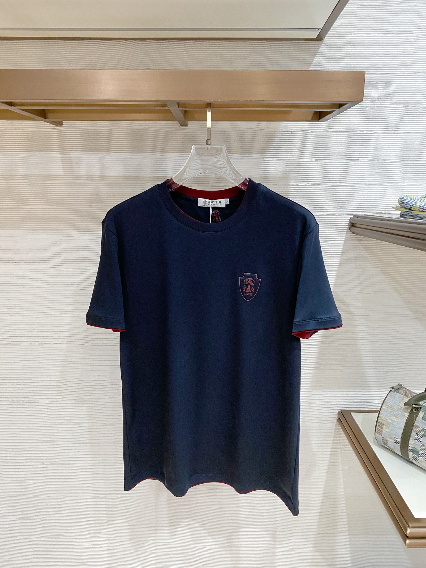 short sleeves