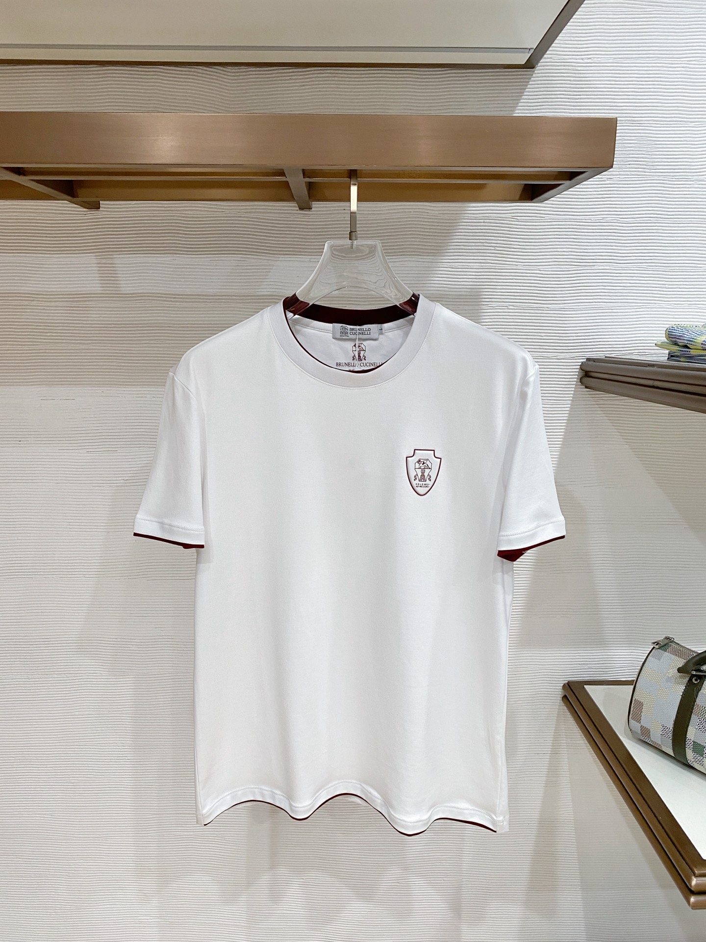 short sleeves