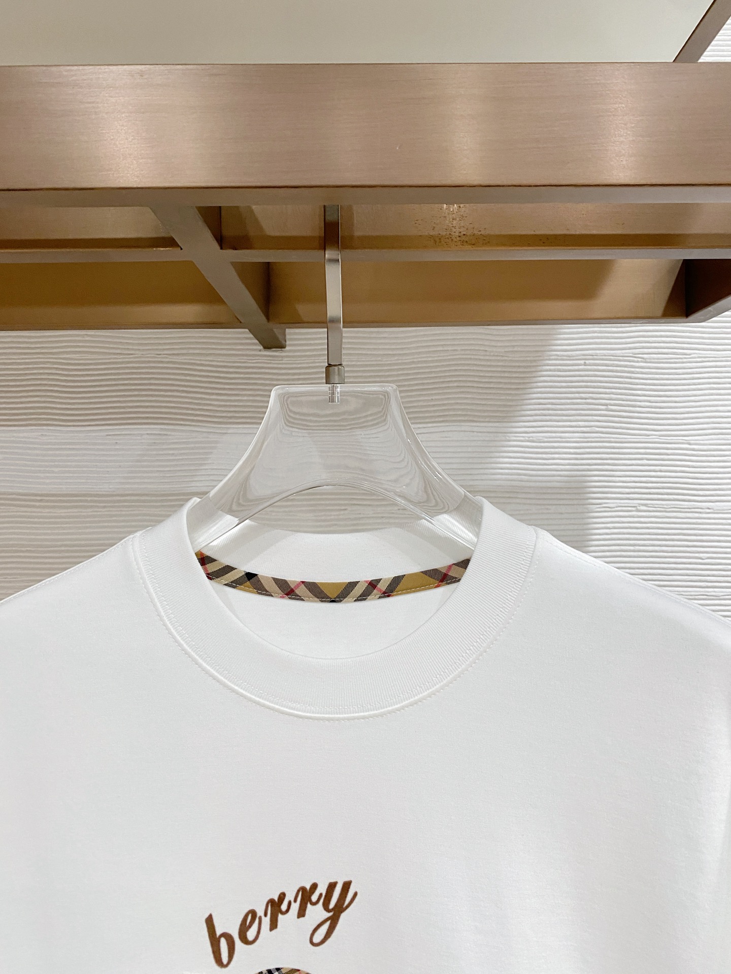 short sleeves