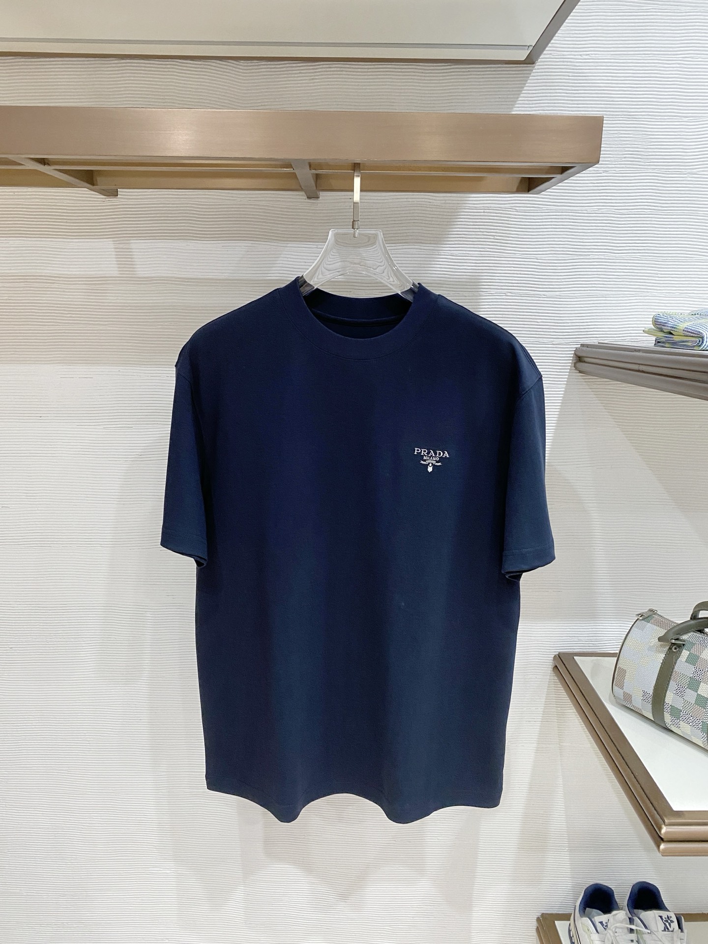 short sleeves