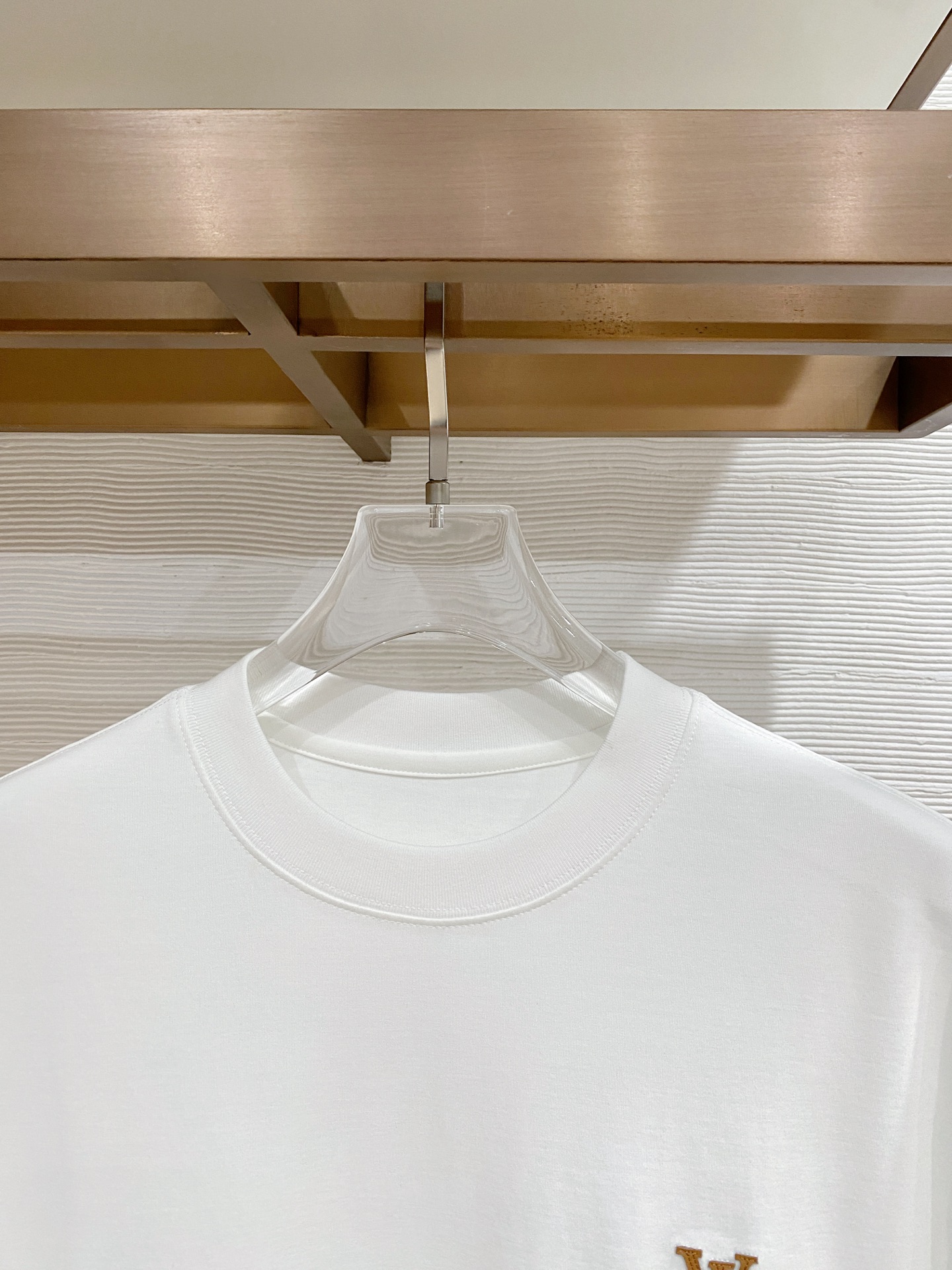 short sleeves