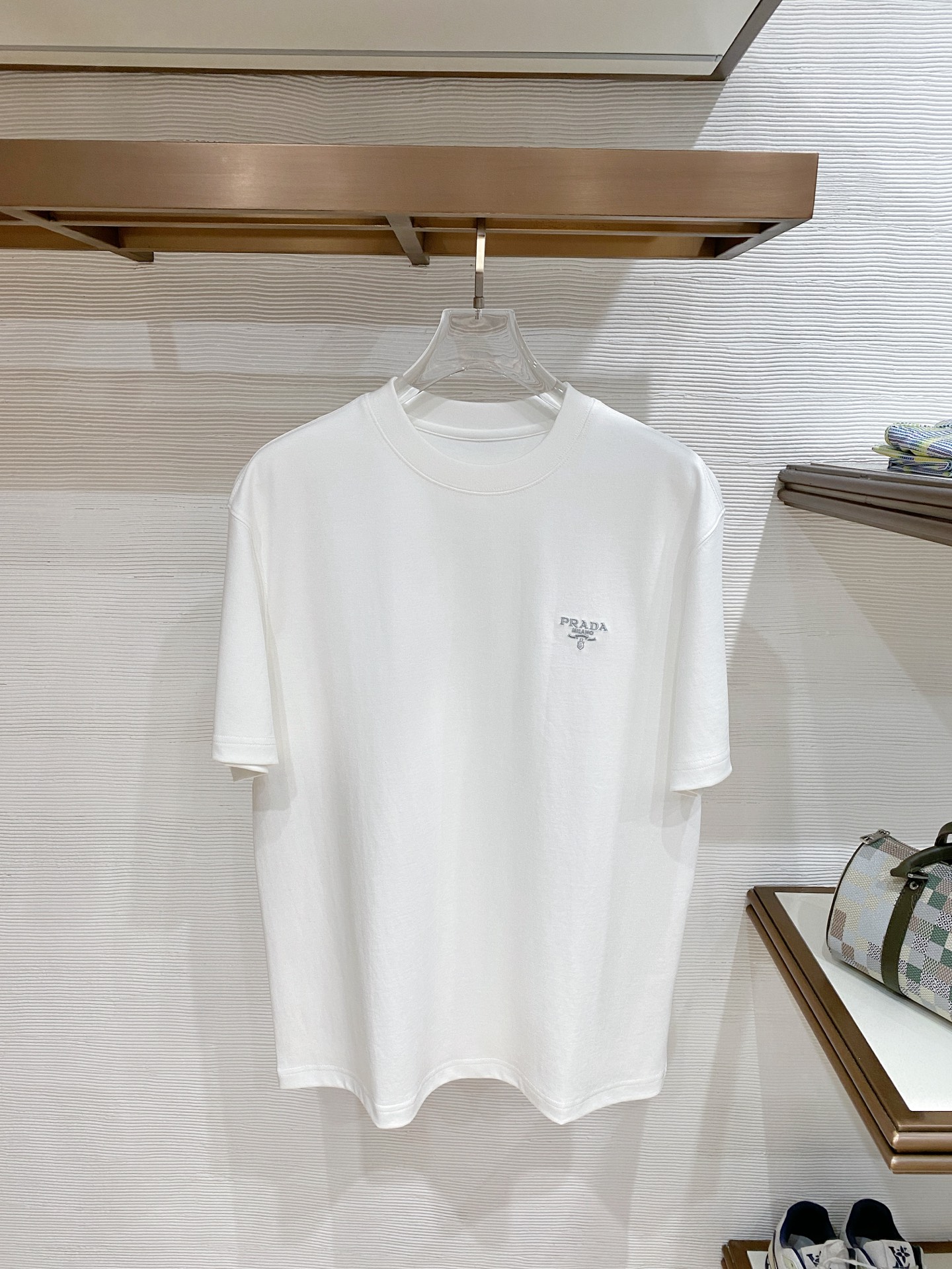 short sleeves