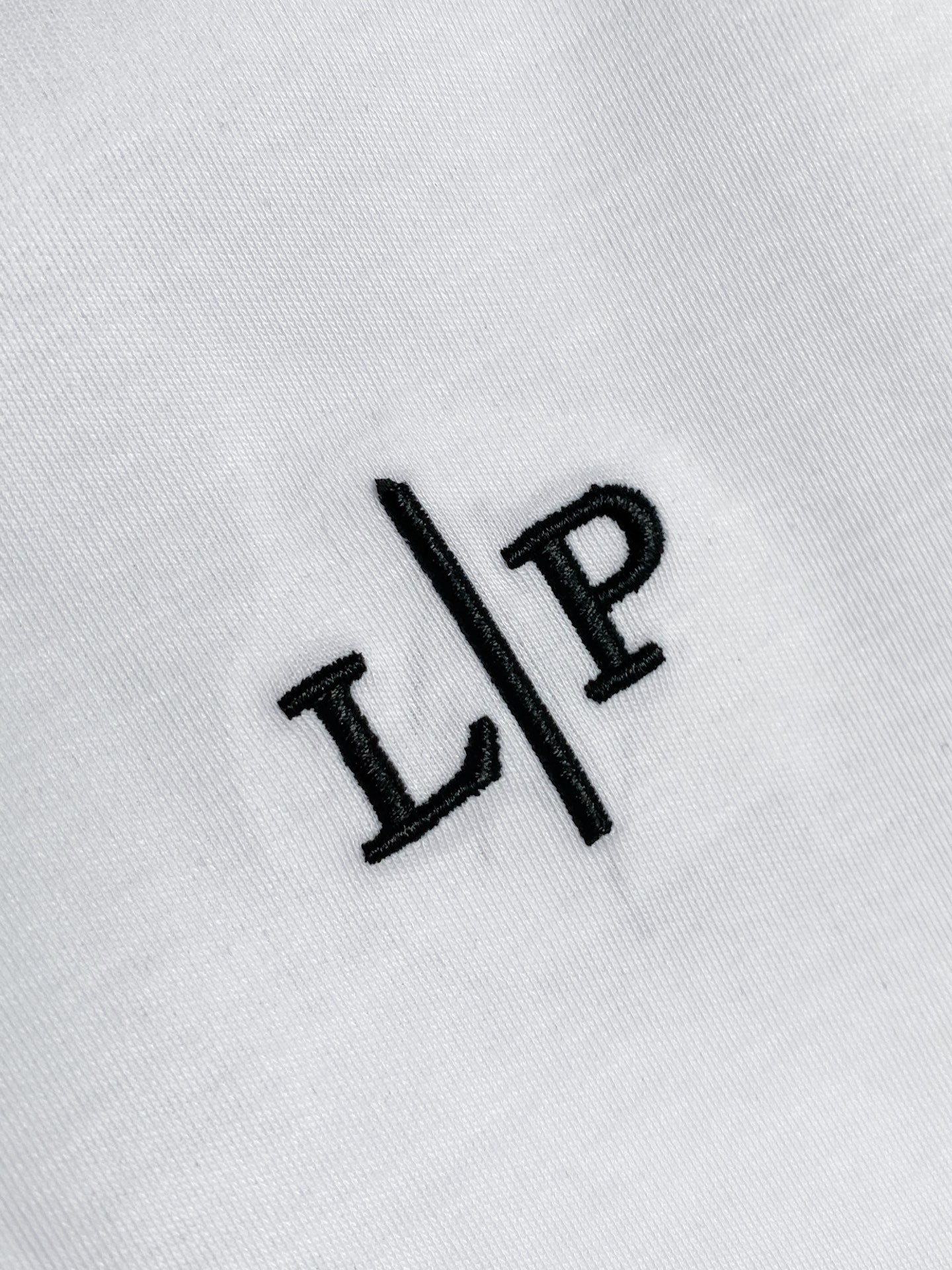 short sleeves