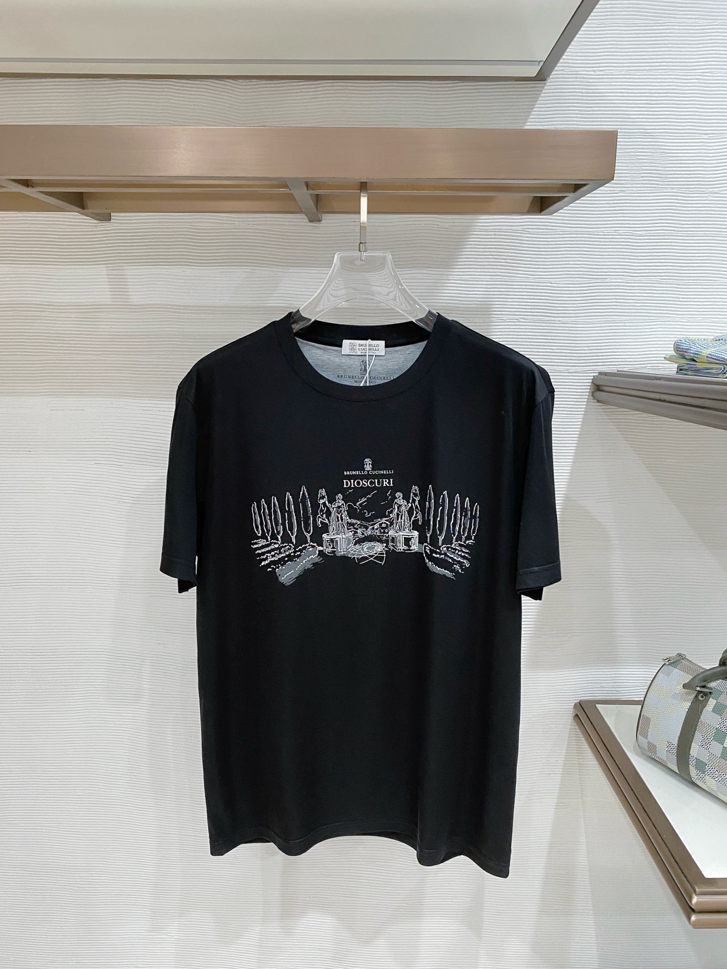 short sleeves