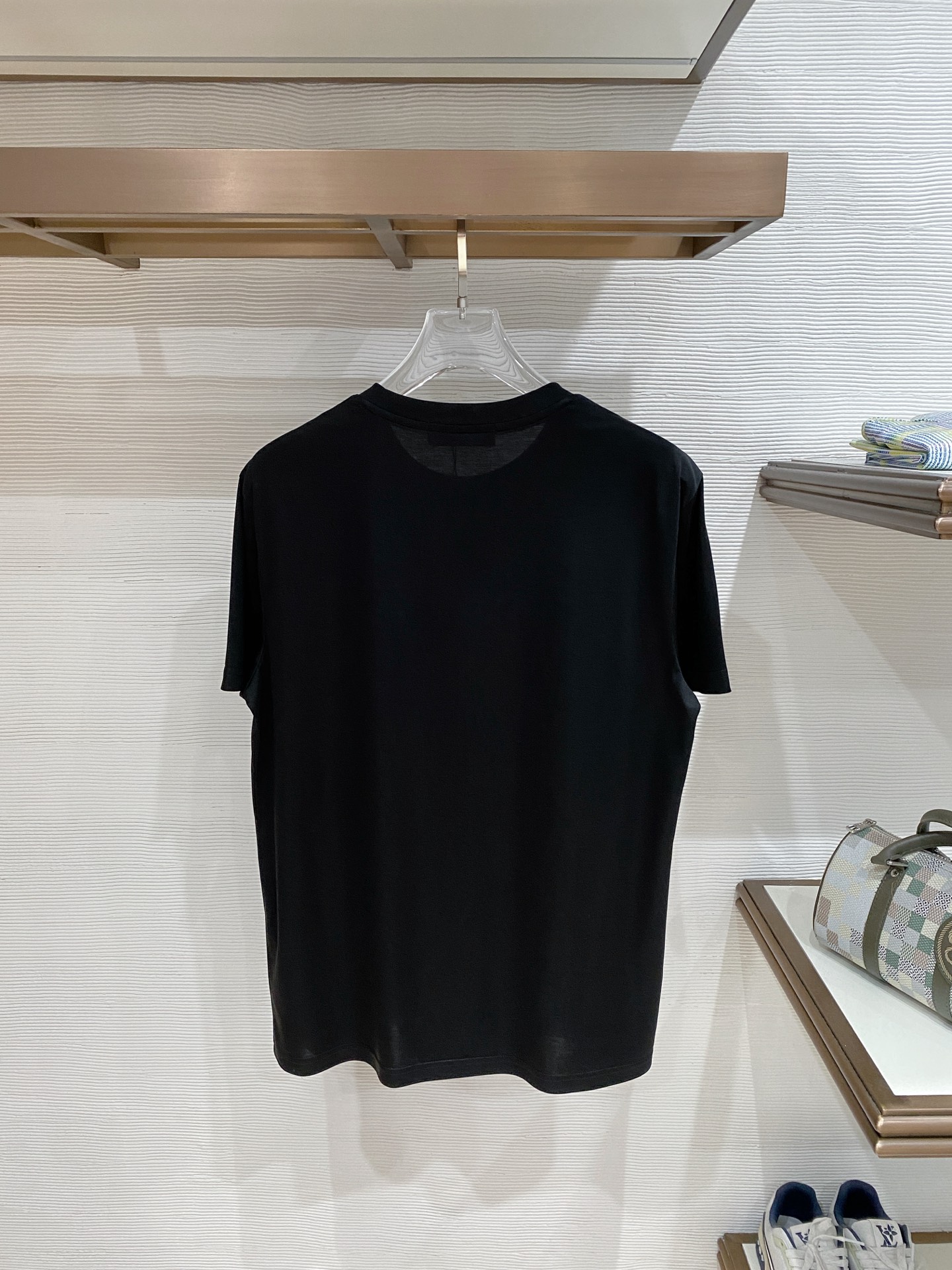 short sleeves