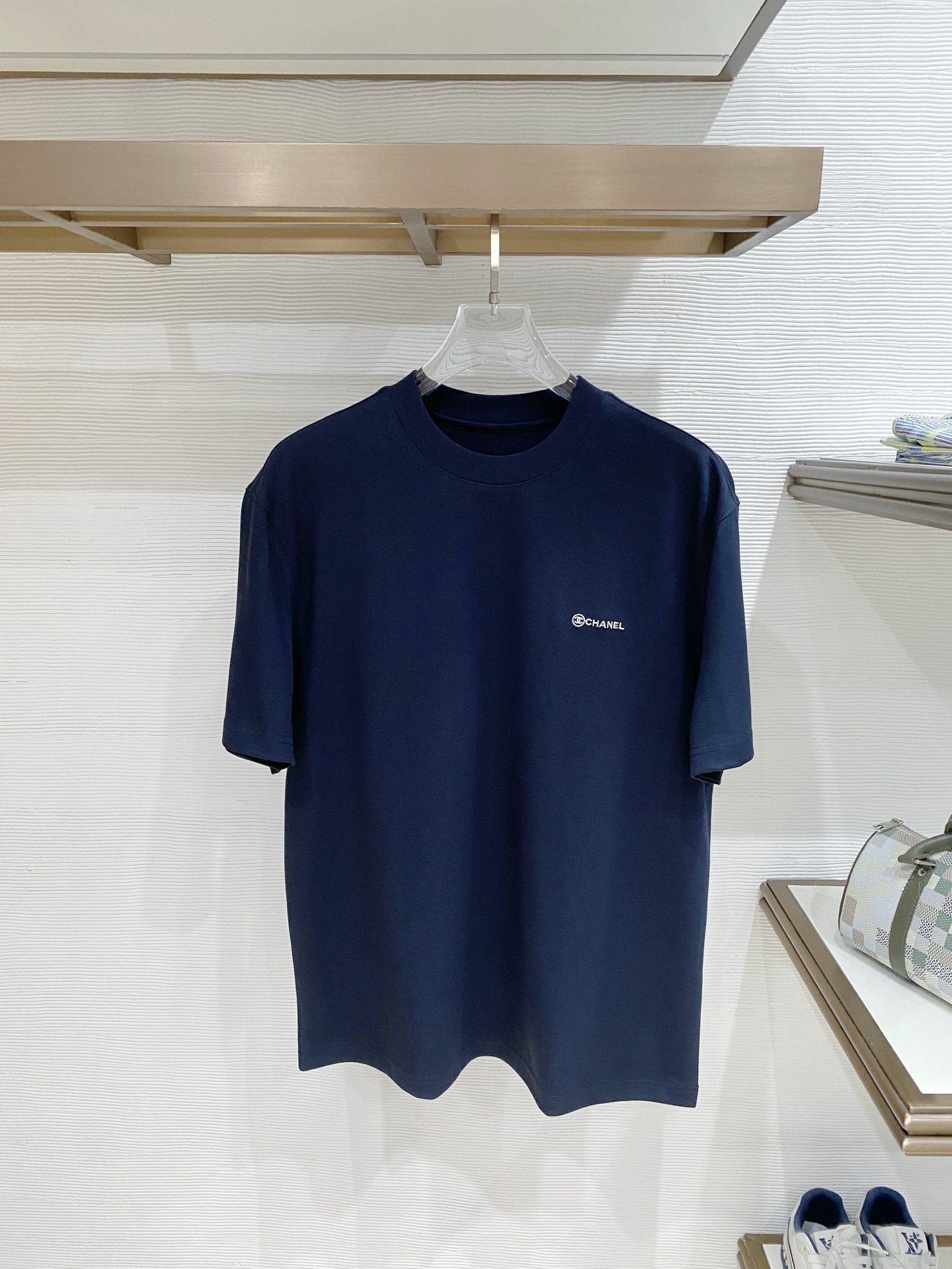 short sleeves