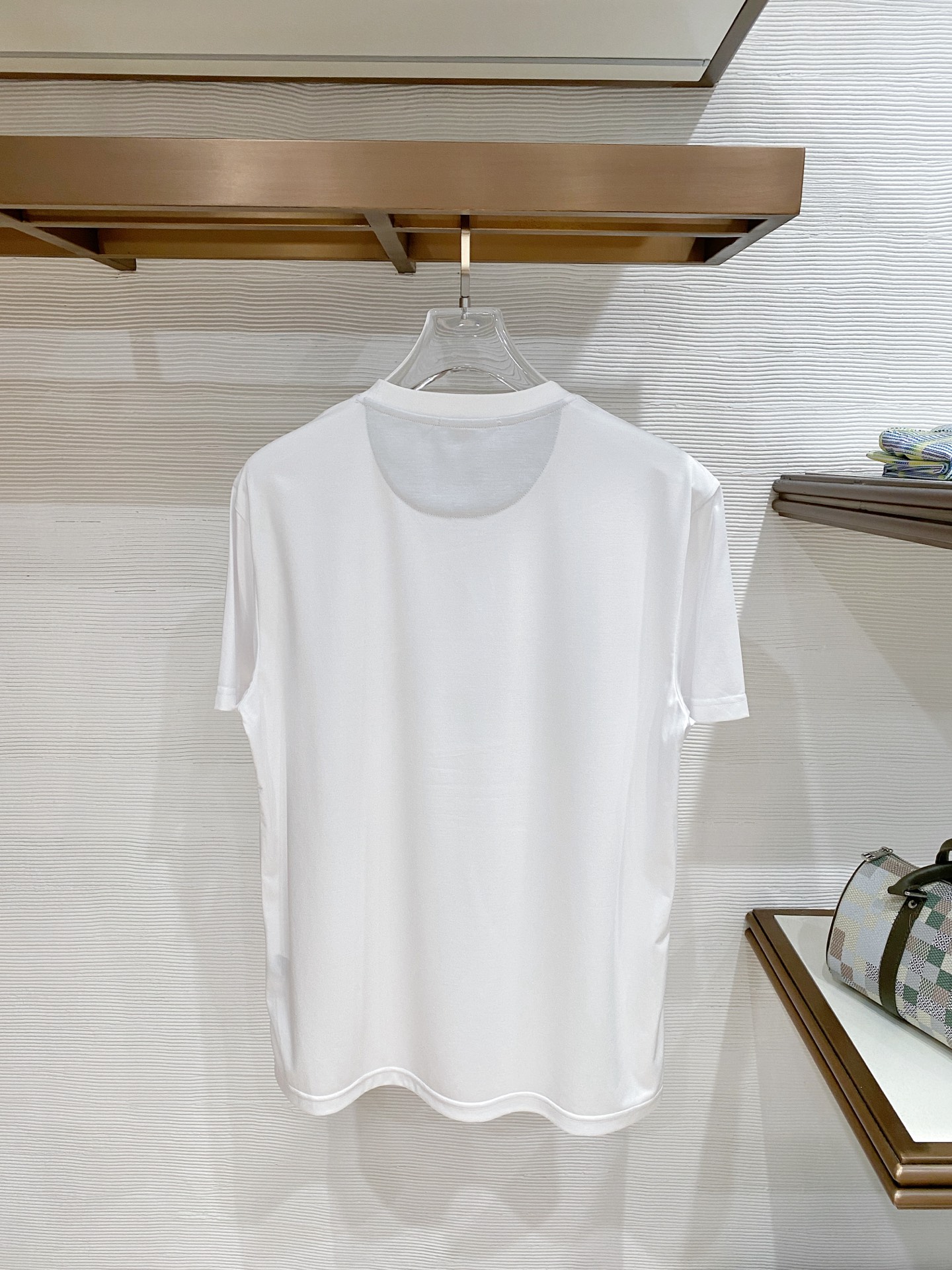 short sleeves