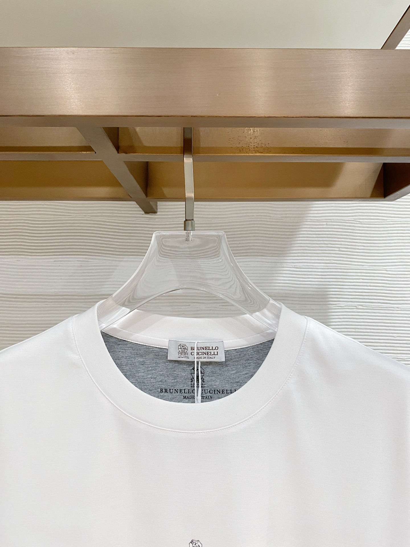 short sleeves
