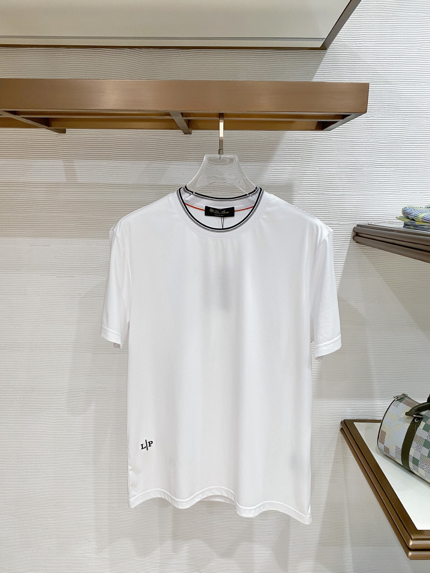 short sleeves