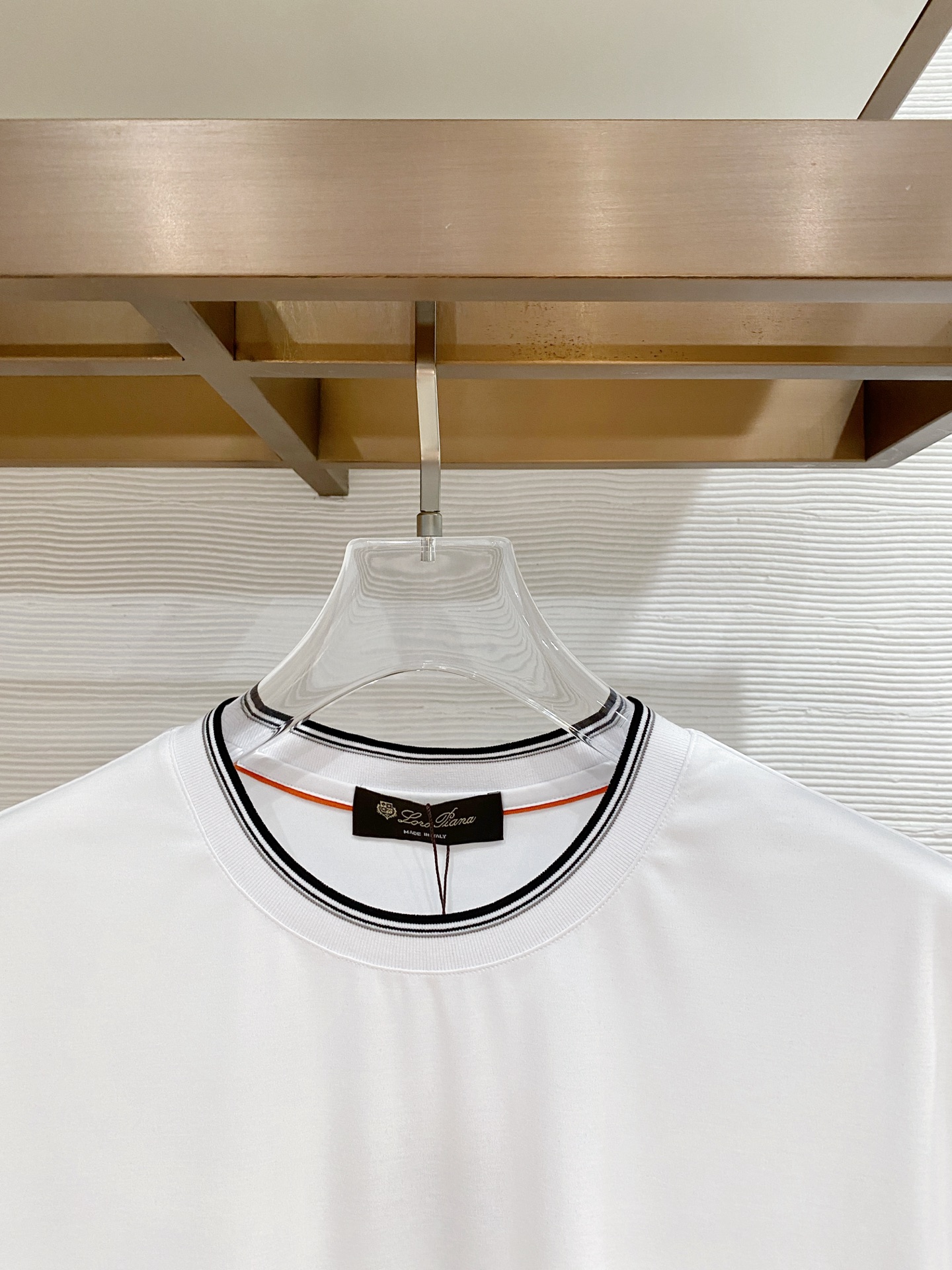 short sleeves