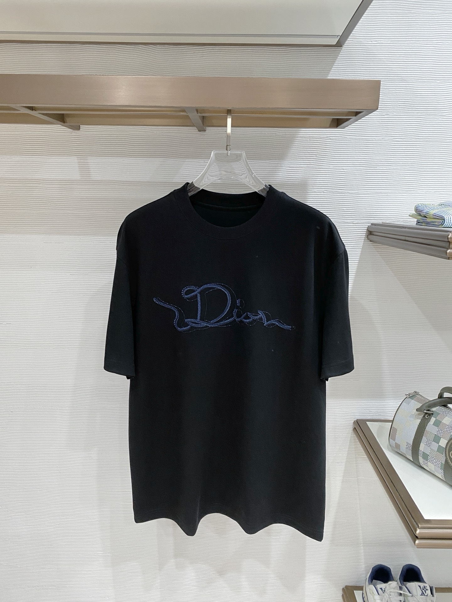 short sleeves