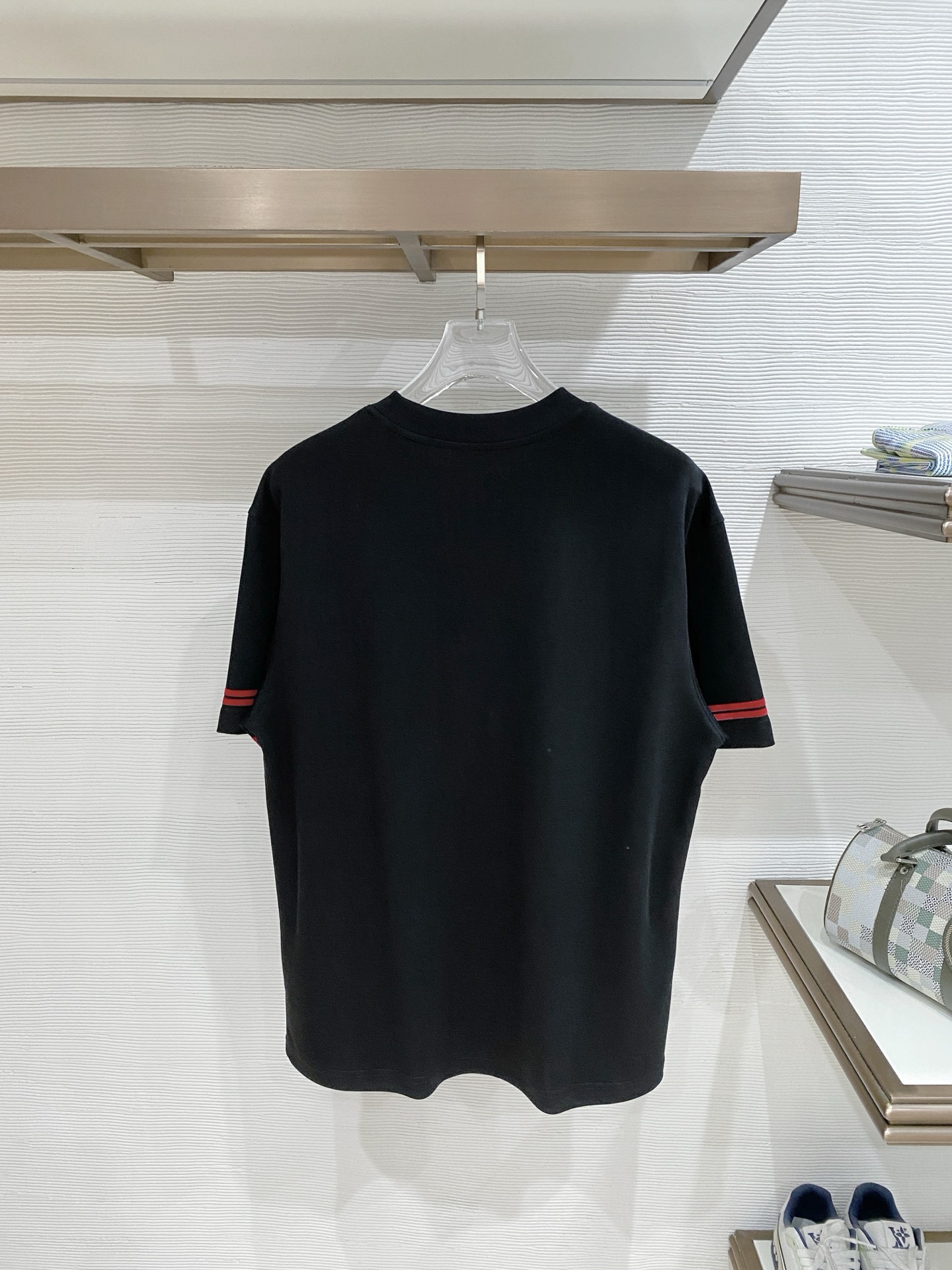 short sleeves