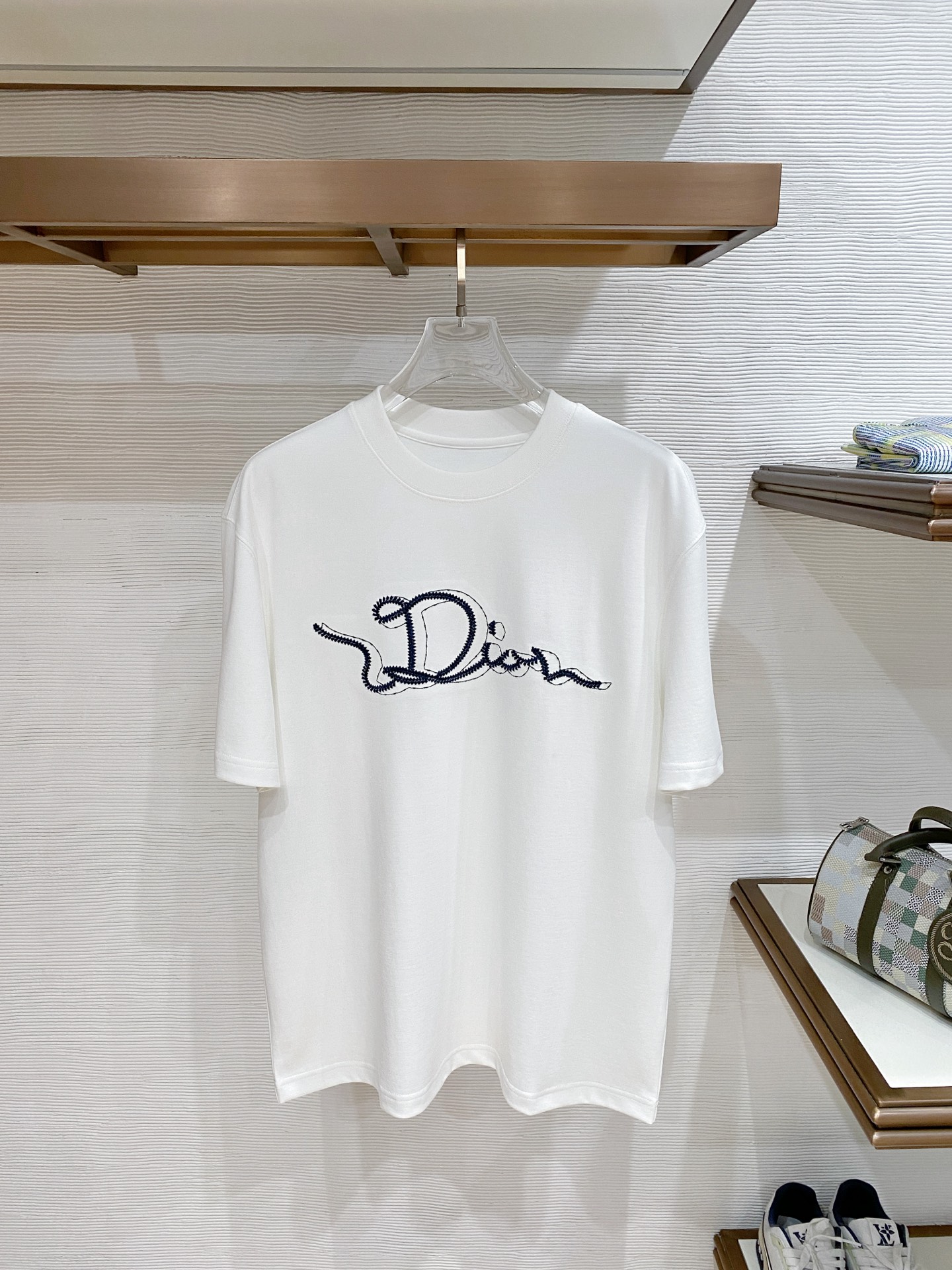 short sleeves
