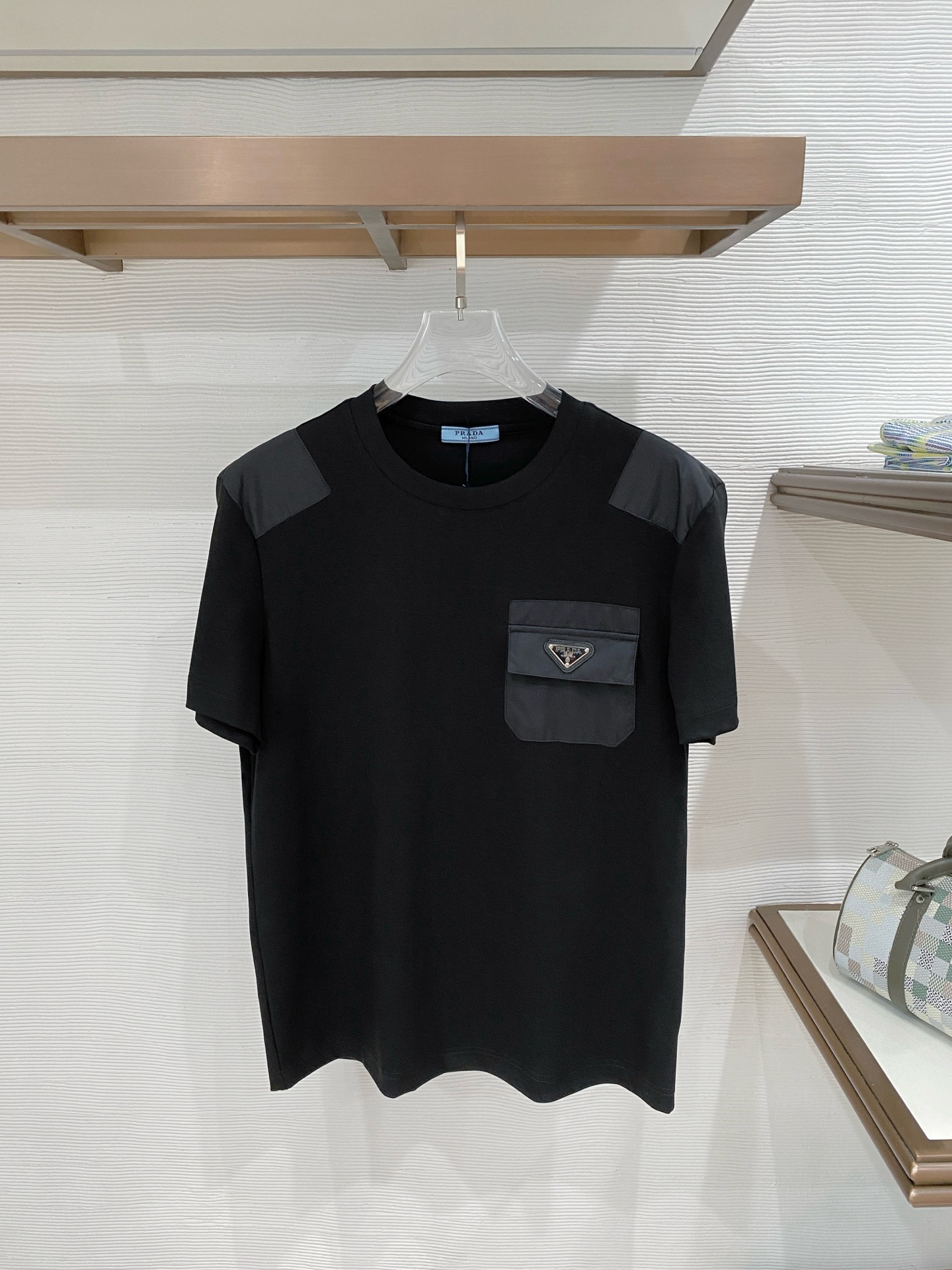 short sleeves