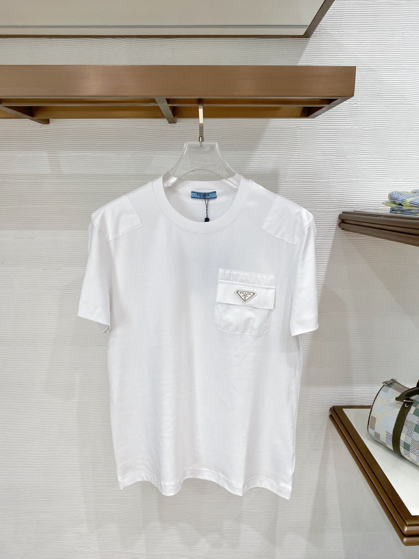 short sleeves