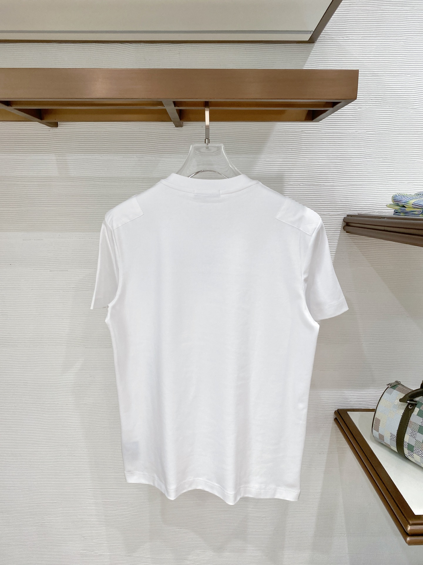 short sleeves