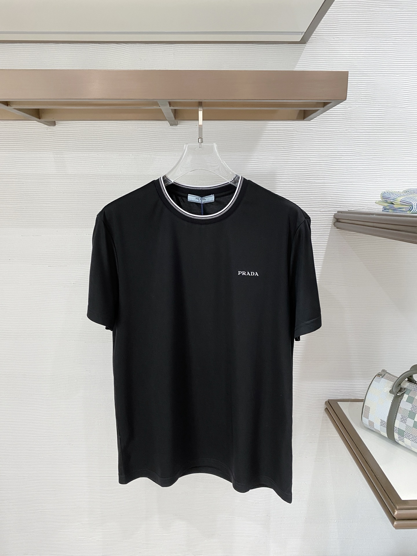 short sleeves