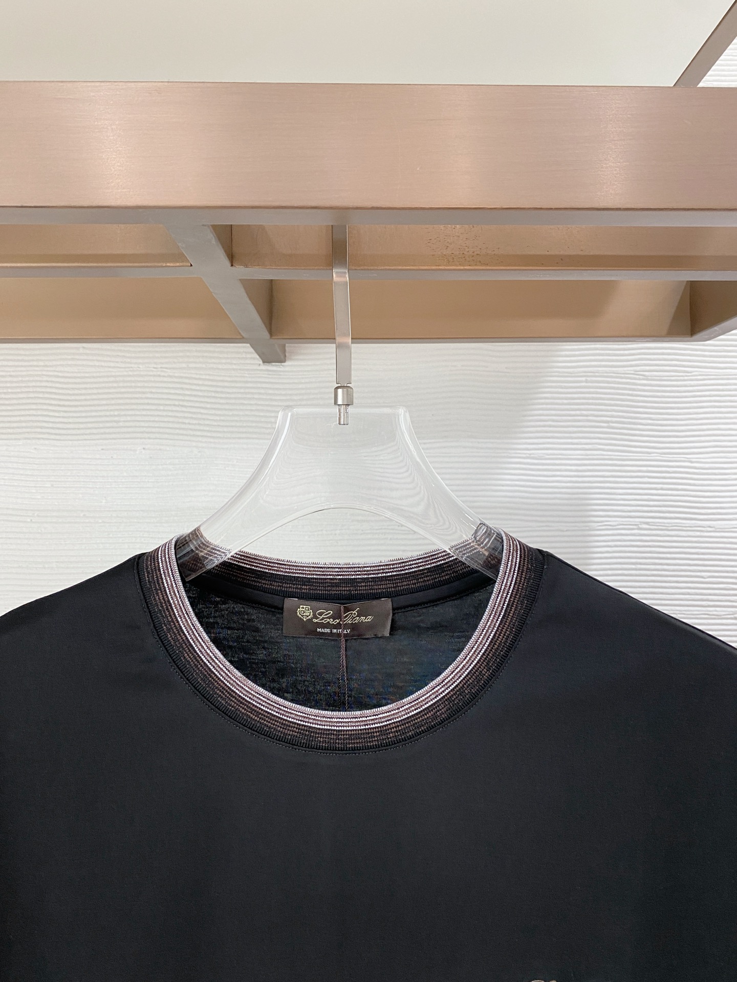 short sleeves