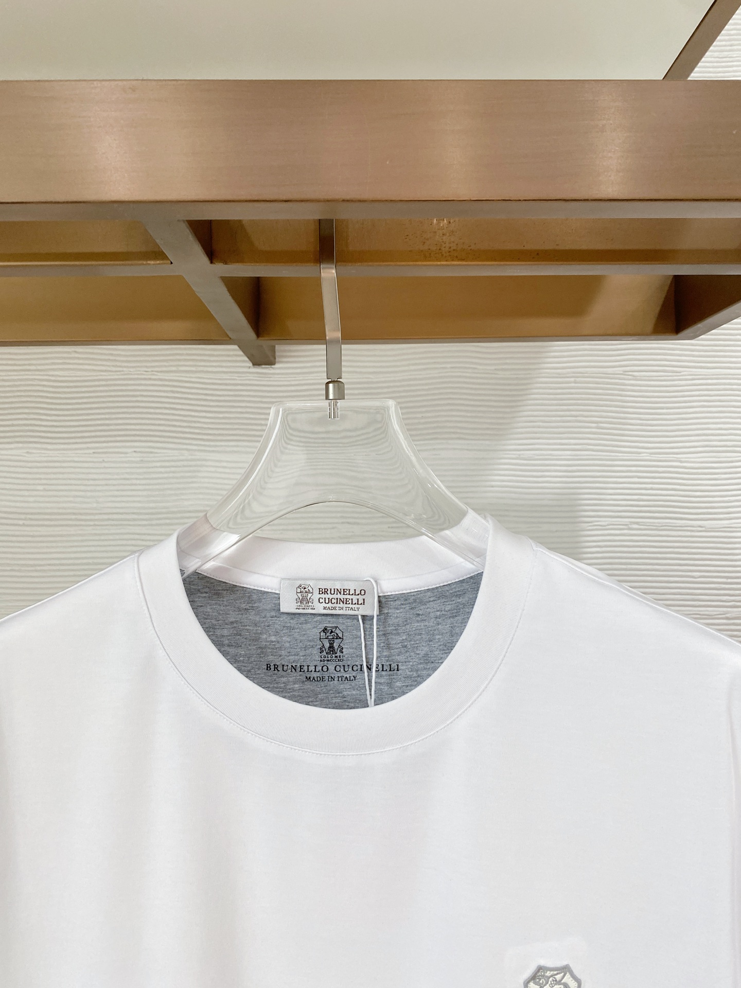 short sleeves