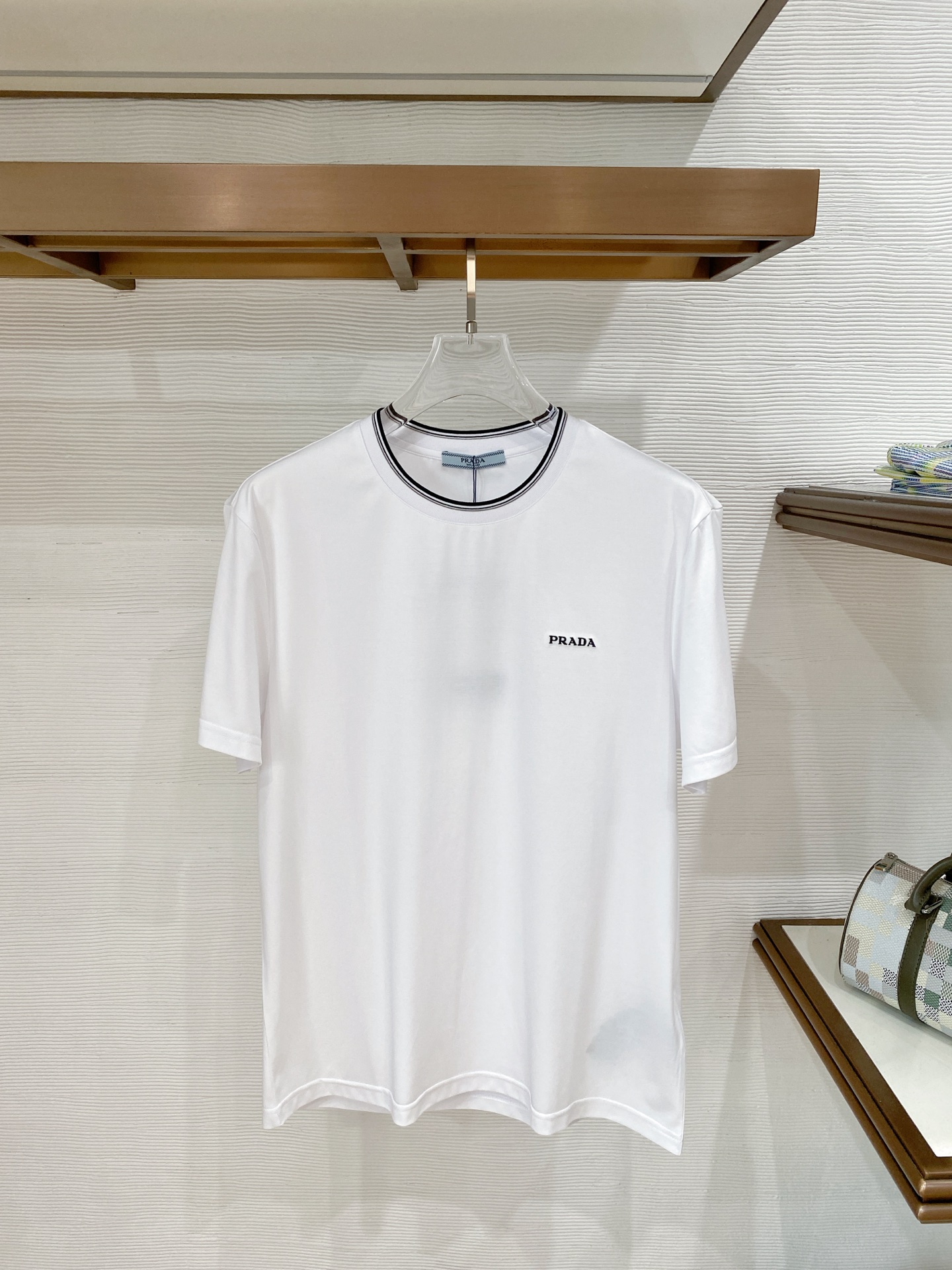 short sleeves