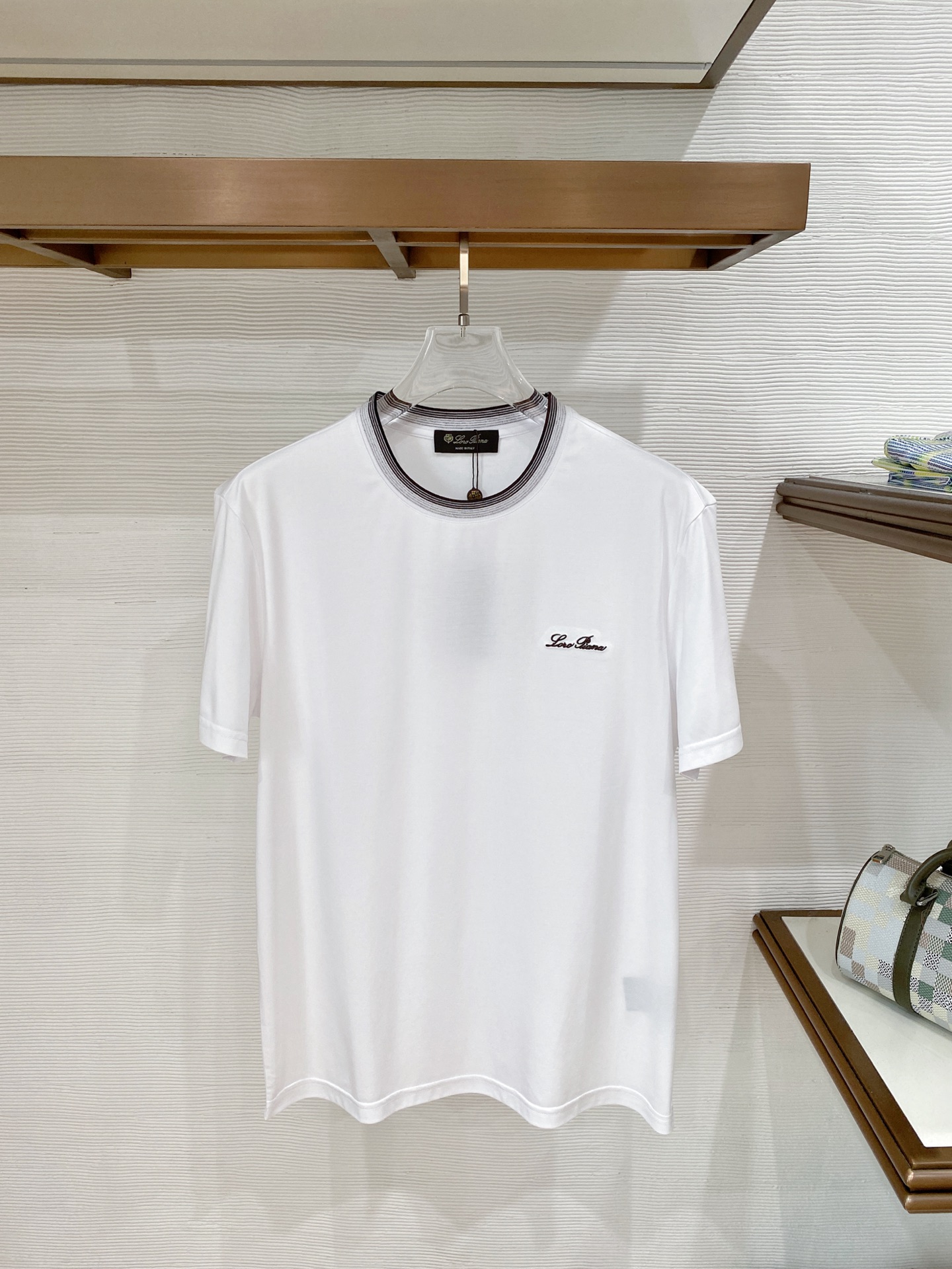 short sleeves
