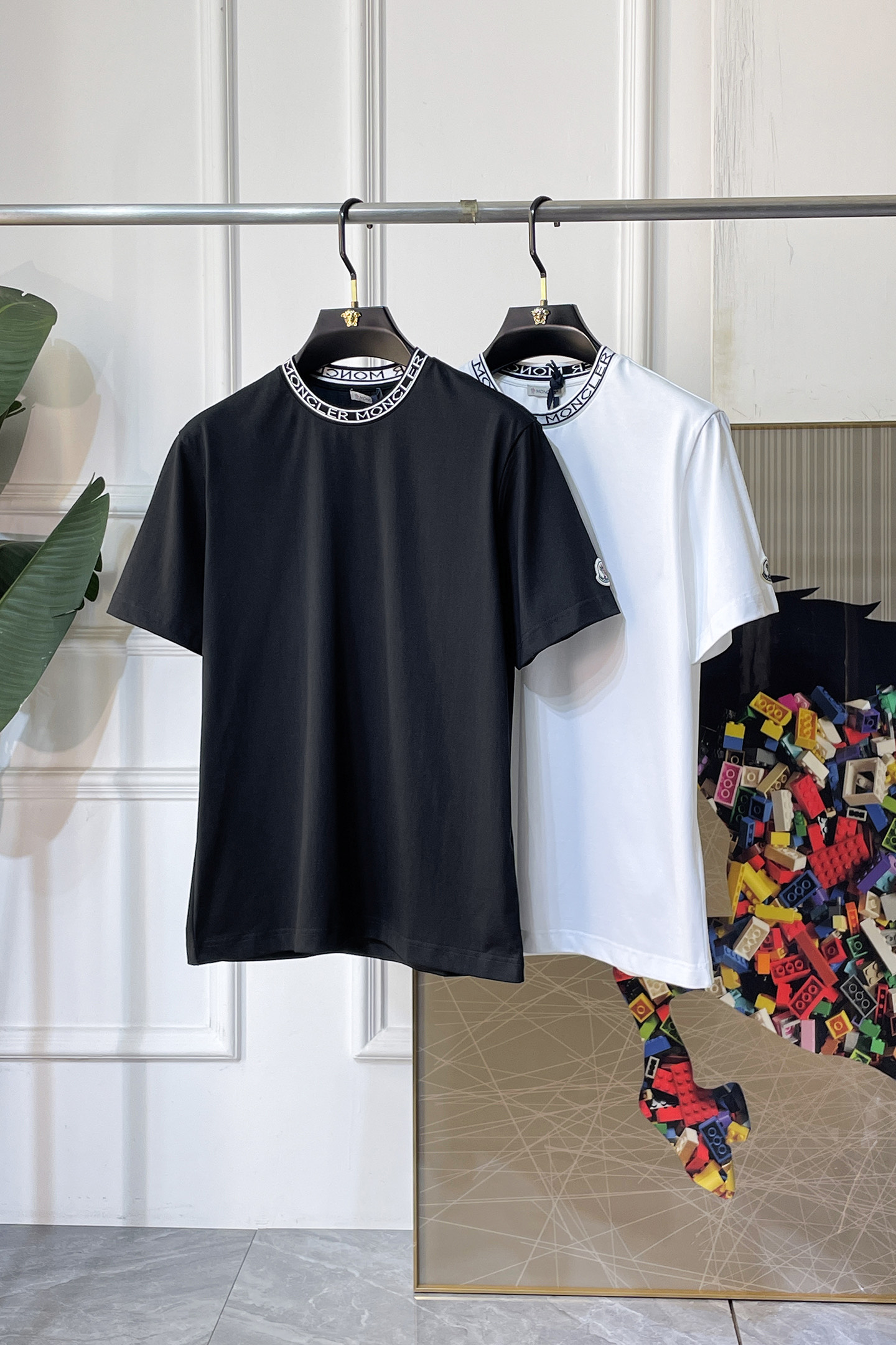 short sleeves