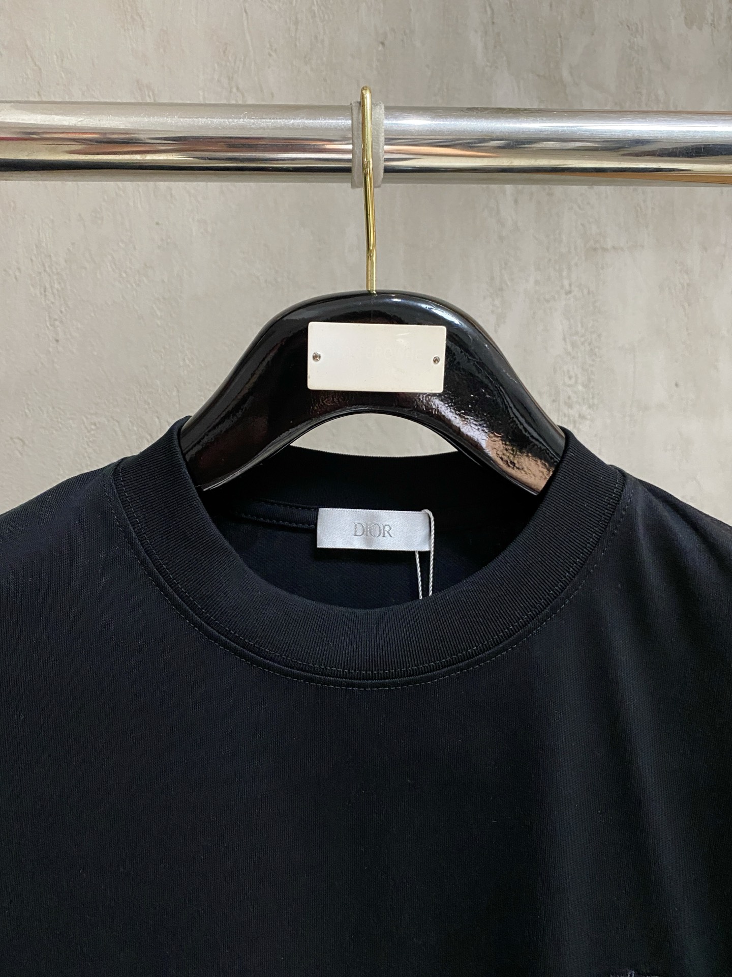 short sleeves