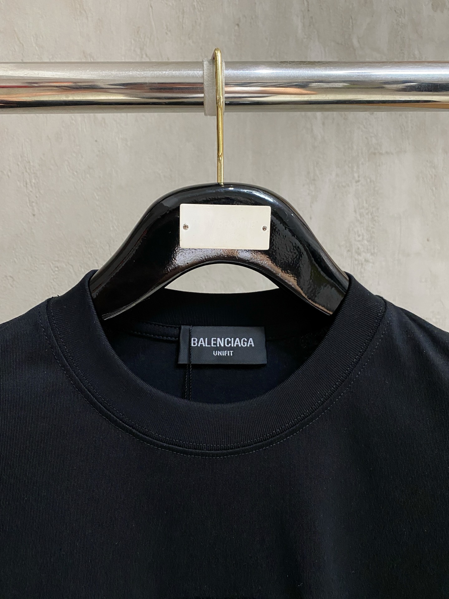 short sleeves