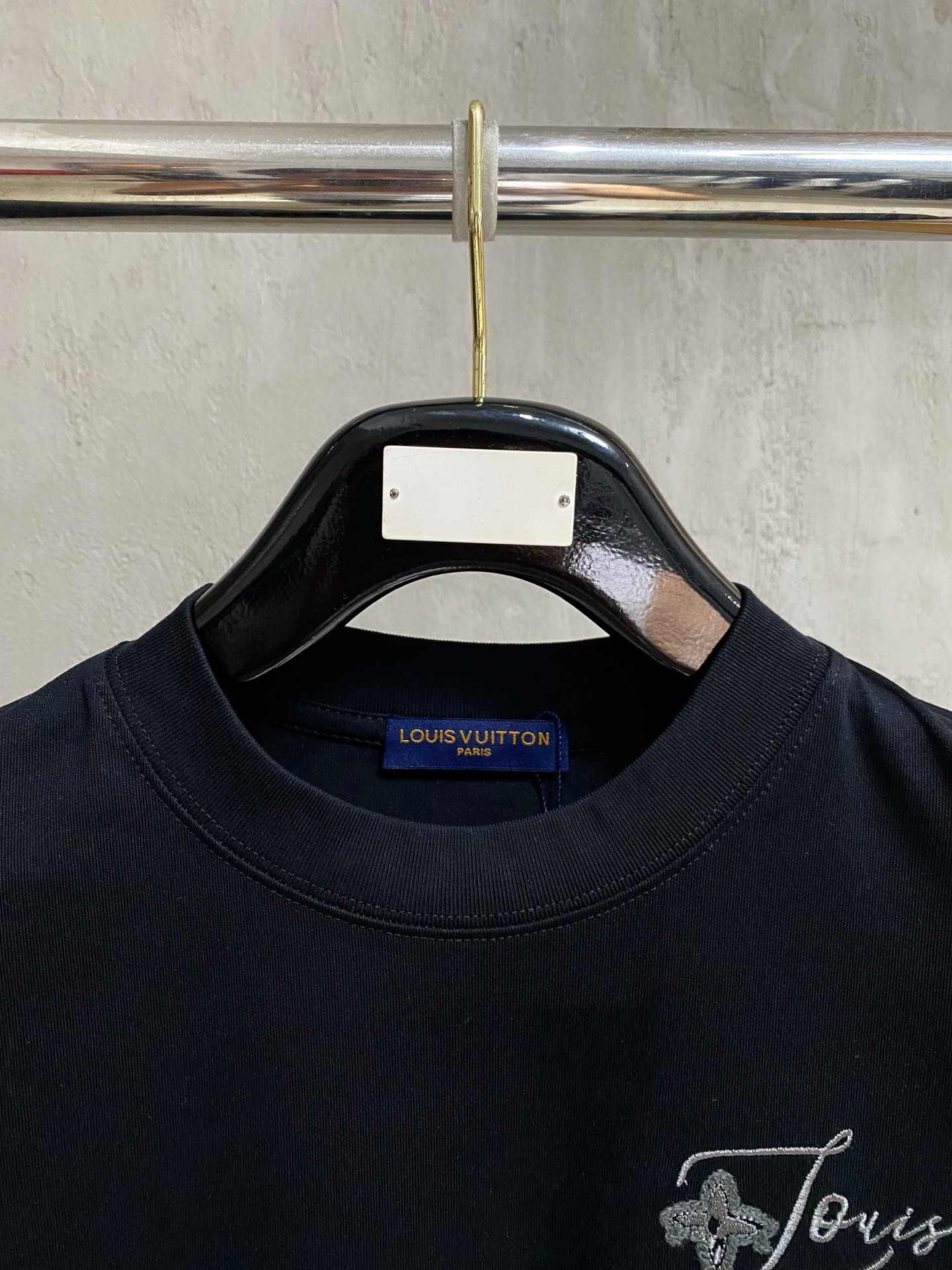 short sleeves