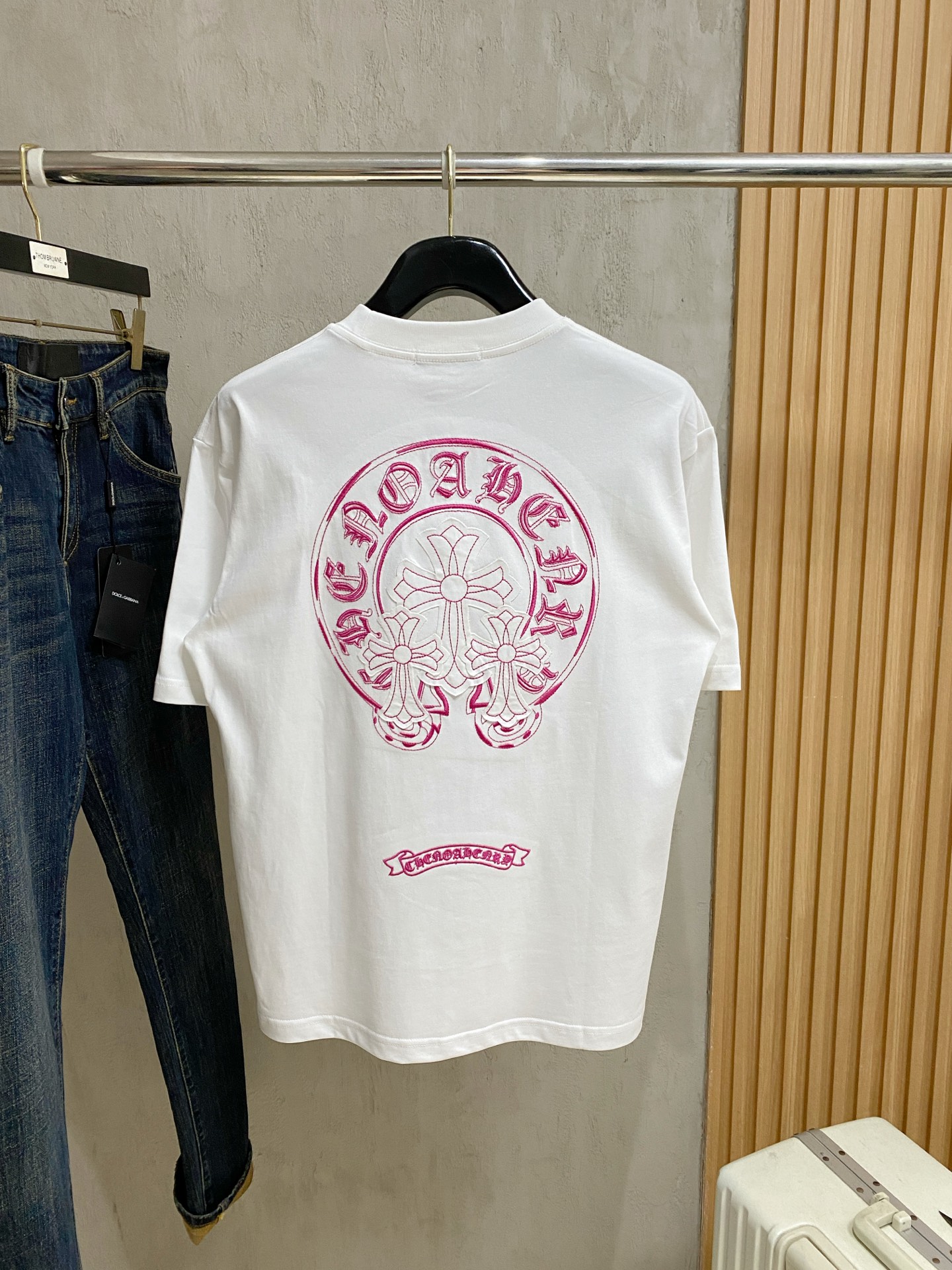 short sleeves