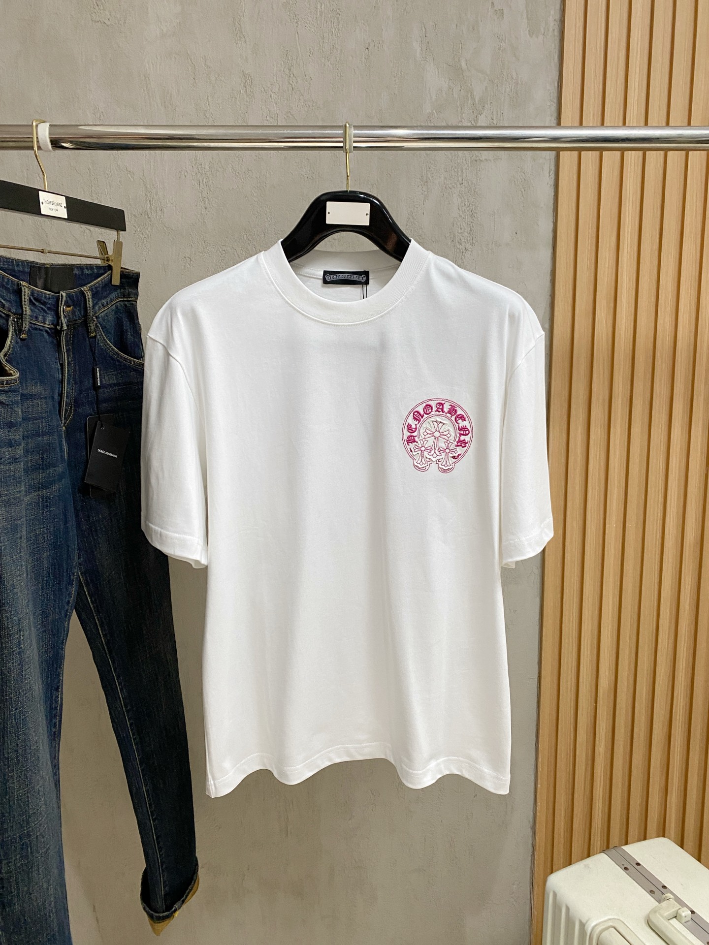 short sleeves