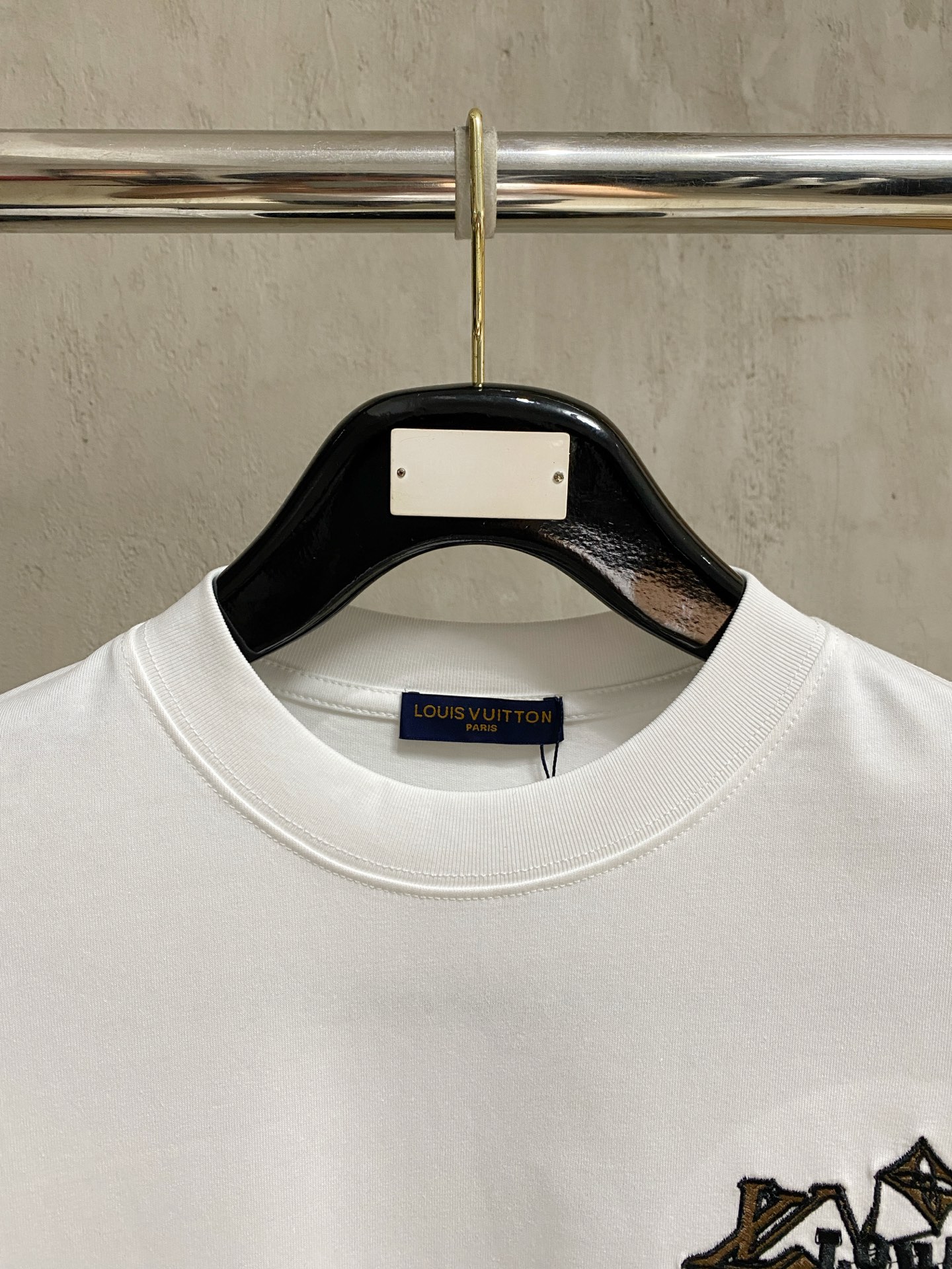 short sleeves