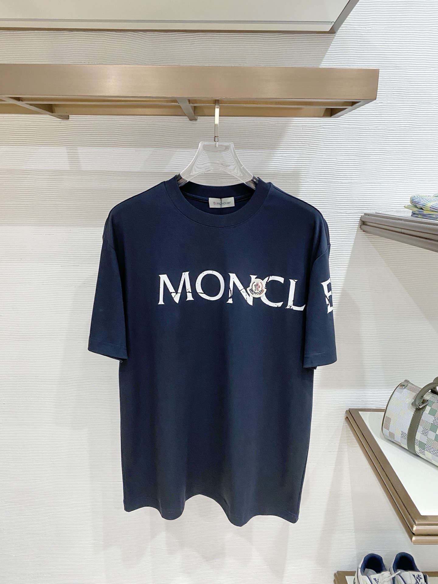 short sleeves