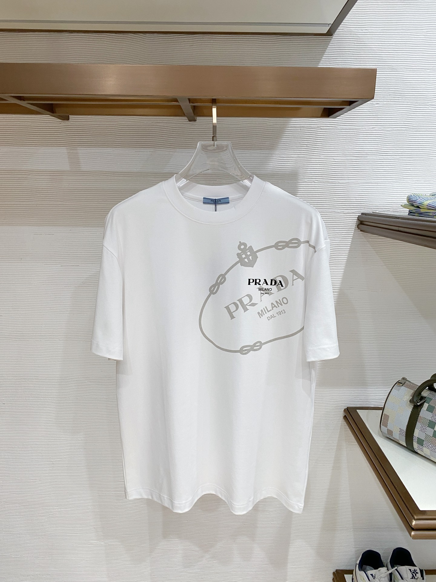 short sleeves