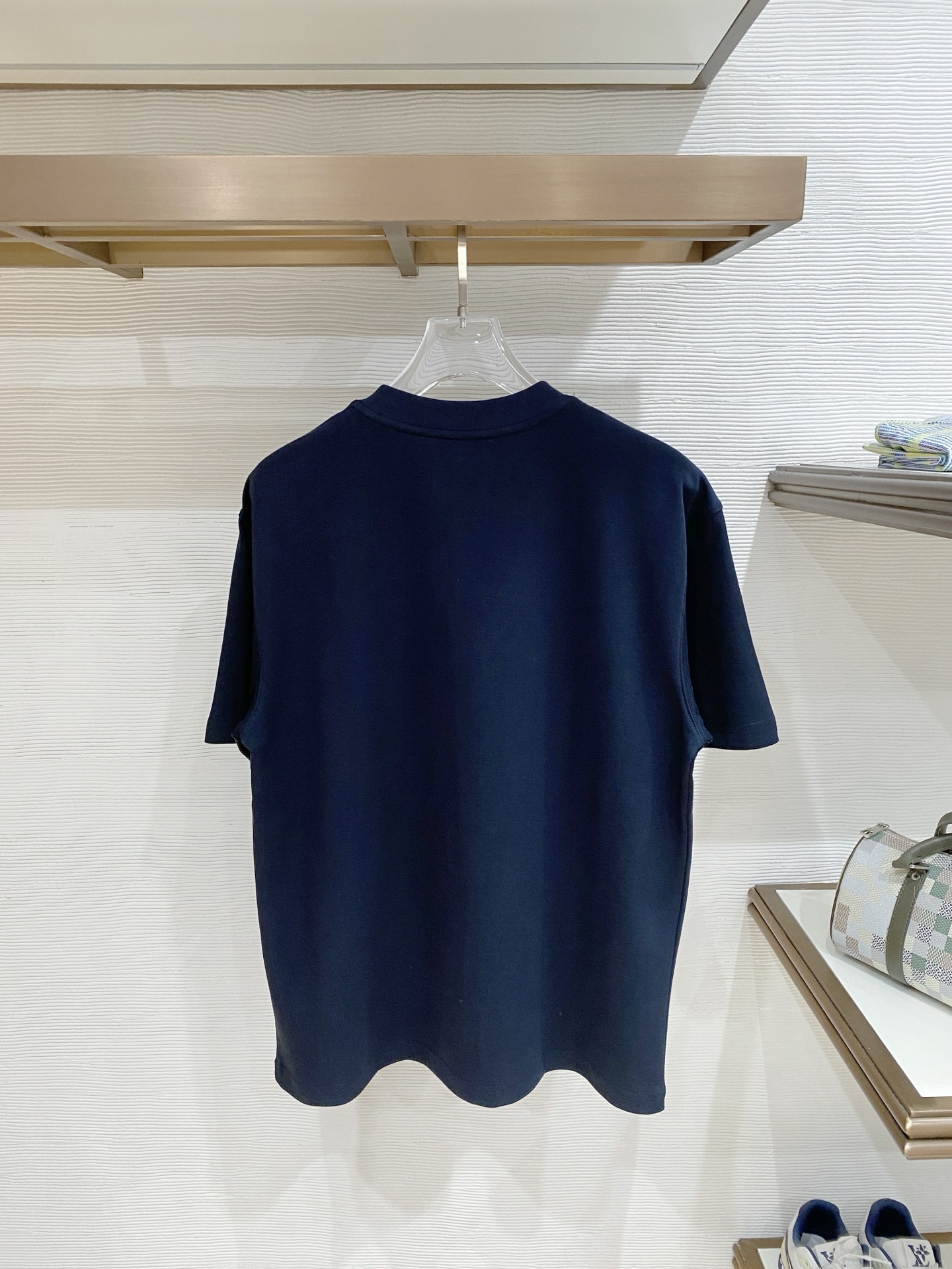 short sleeves