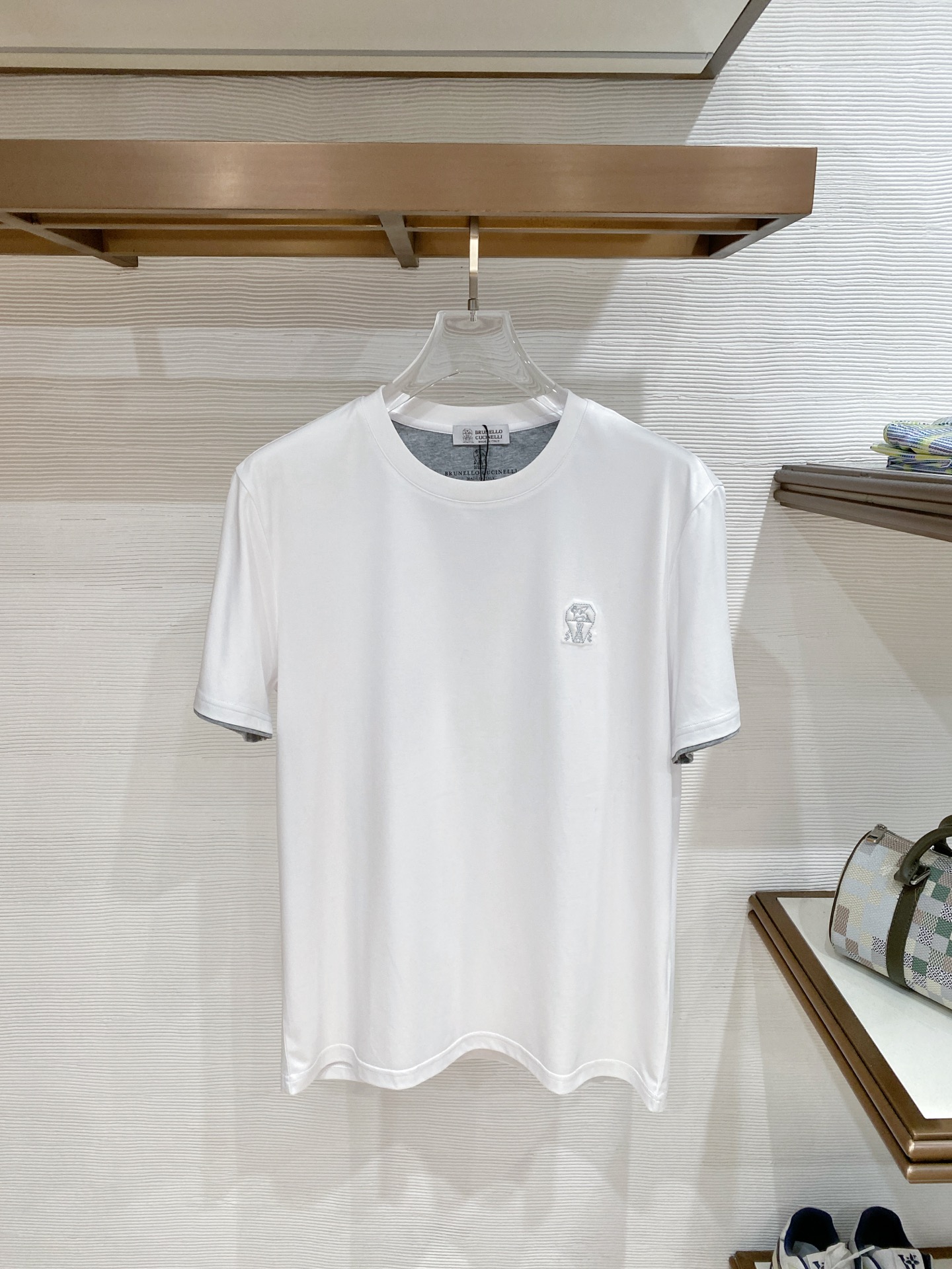 short sleeves