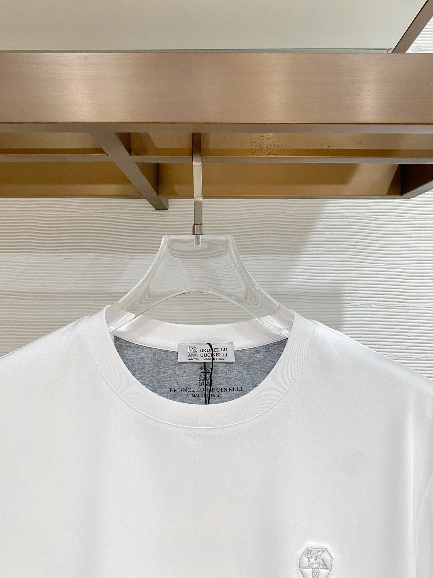 short sleeves