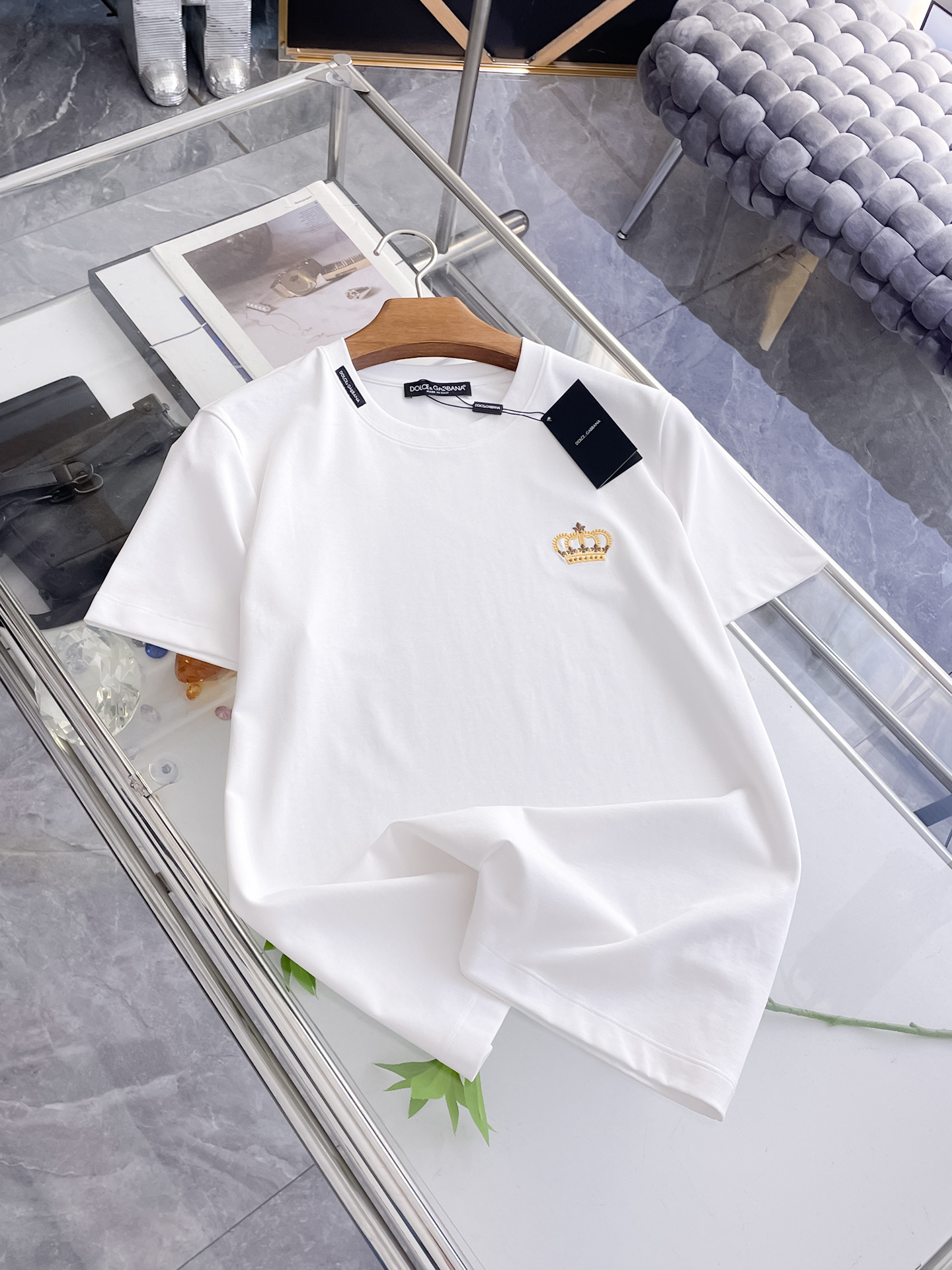 short sleeves