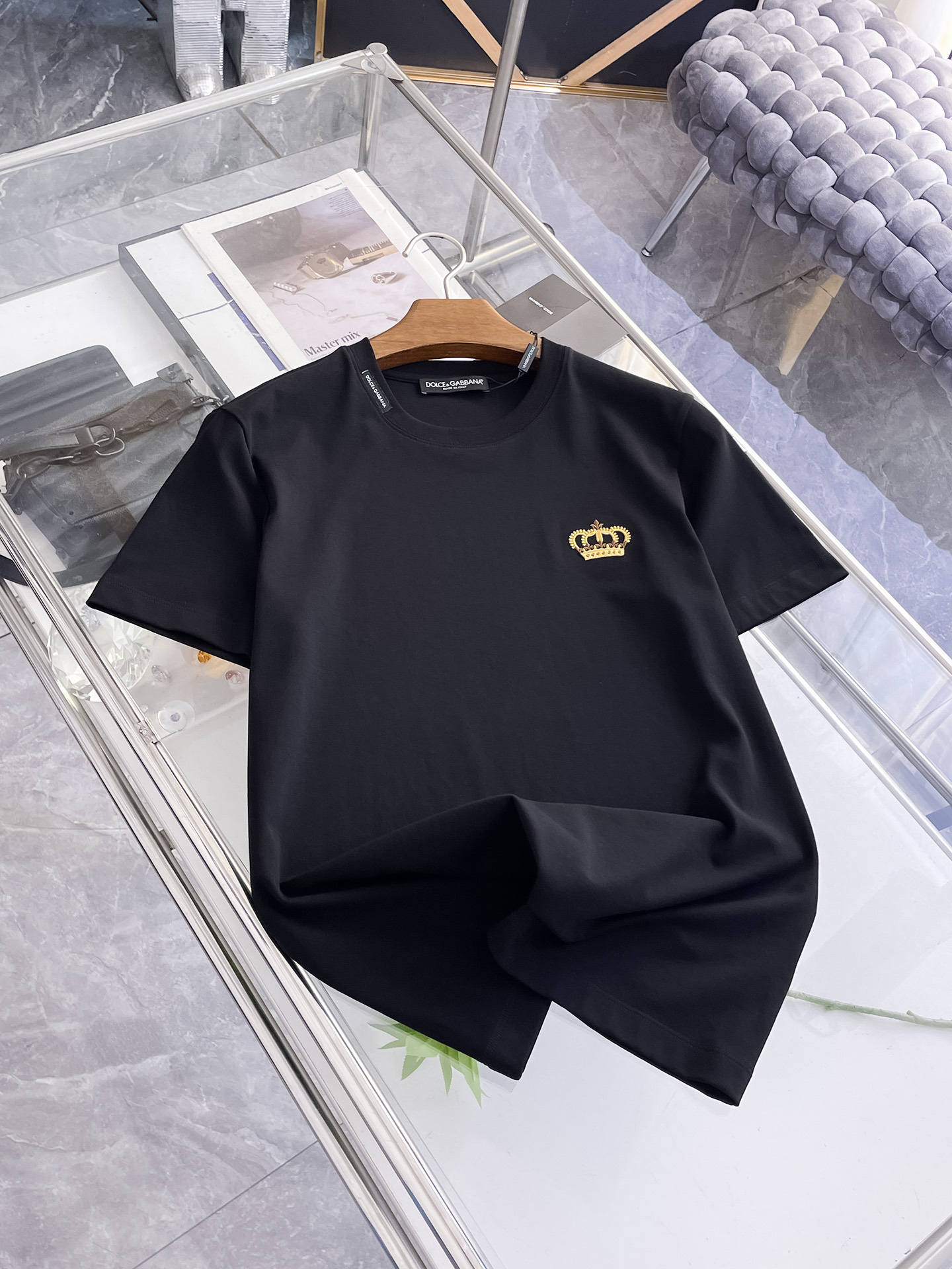 short sleeves