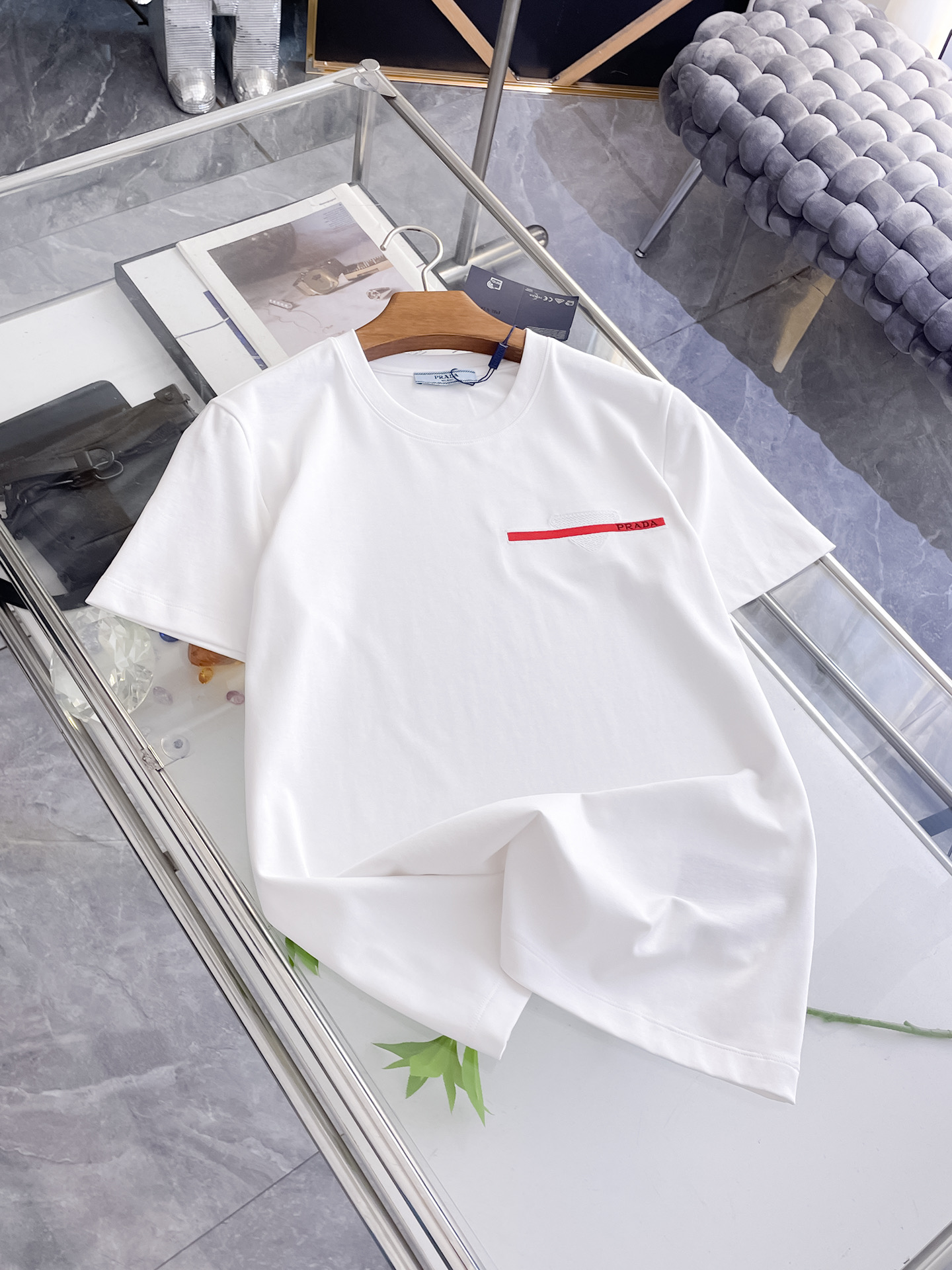 short sleeves