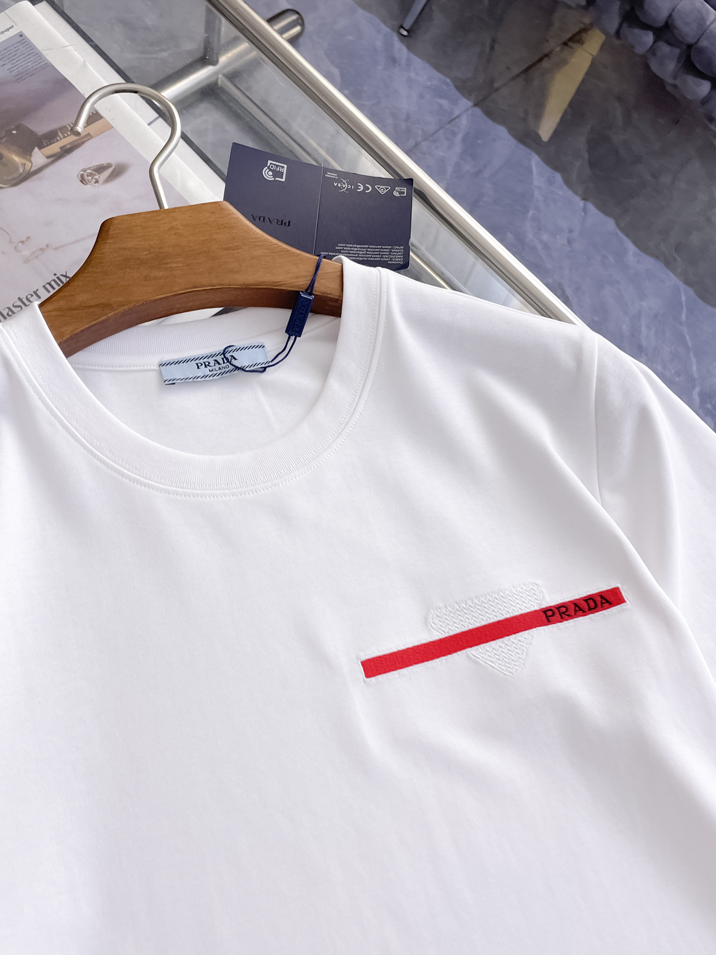 short sleeves